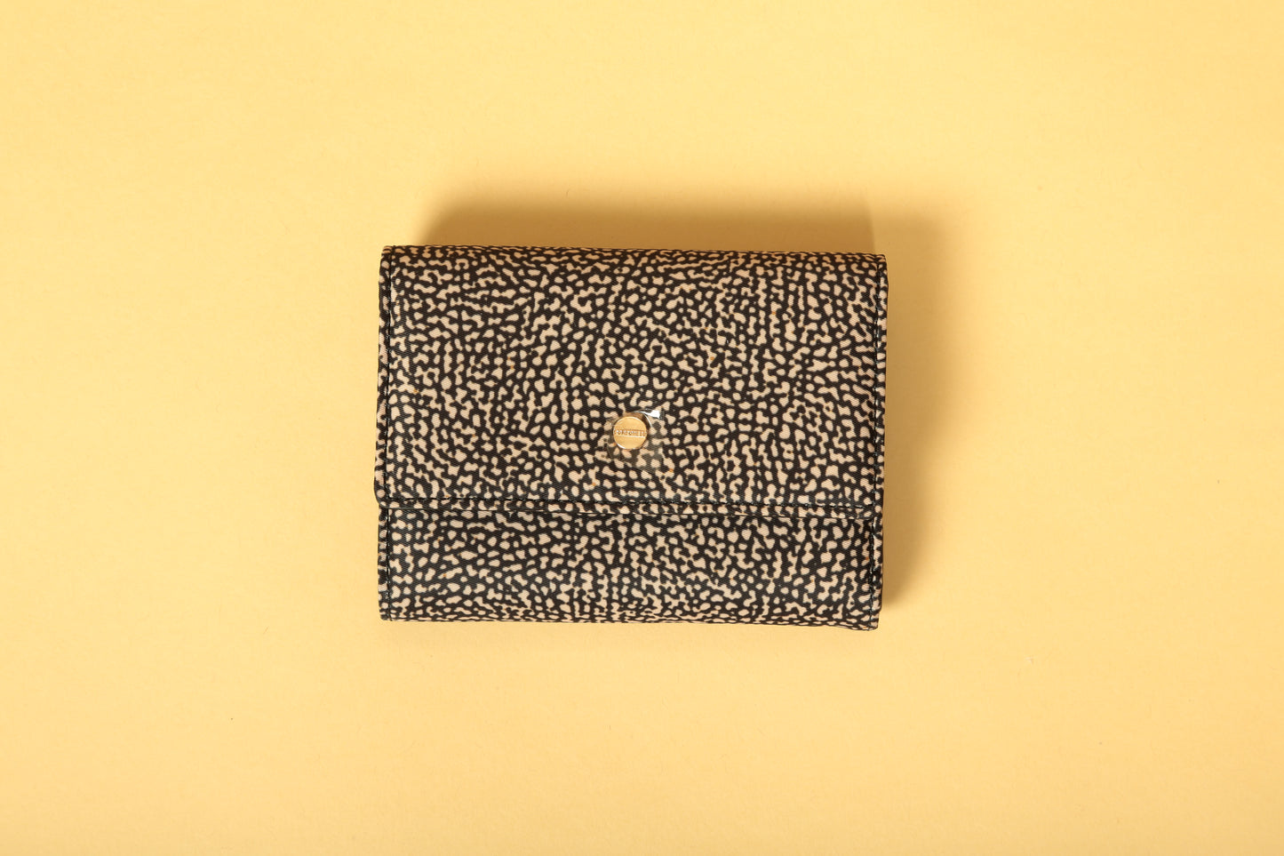 https://admin.shopify.com/store/gulieshop/products/15491901849949#:~:text=https%3A//www.gulieshop.it%20%E2%80%BA%20products%20%E2%80%BA%20borbonese%2Dportafoglio%2Din%2Dtessuto%2Driciclato%2D930161%2Di15