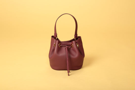 https://admin.shopify.com/store/gulieshop/products/15491900670301#:~:text=https%3A//www.gulieshop.it%20%E2%80%BA%20products%20%E2%80%BA%20borbonese%2Dborsa%2Dsecchiello%2D91010057%2D107