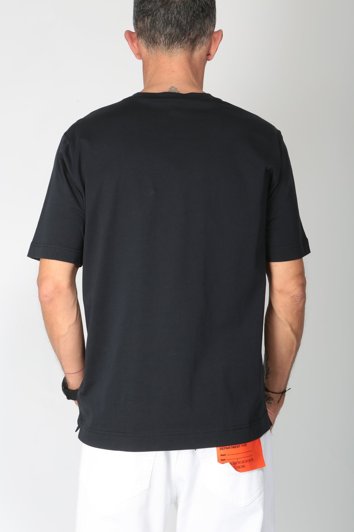 https://admin.shopify.com/store/gulieshop/products/15360783581533#:~:text=https%3A//www.gulieshop.it%20%E2%80%BA%20products%20%E2%80%BA%20diktat%2Dt%2Dshirt%2Din%2Dcotone%2Dsupima%2Ddk87103%2D1