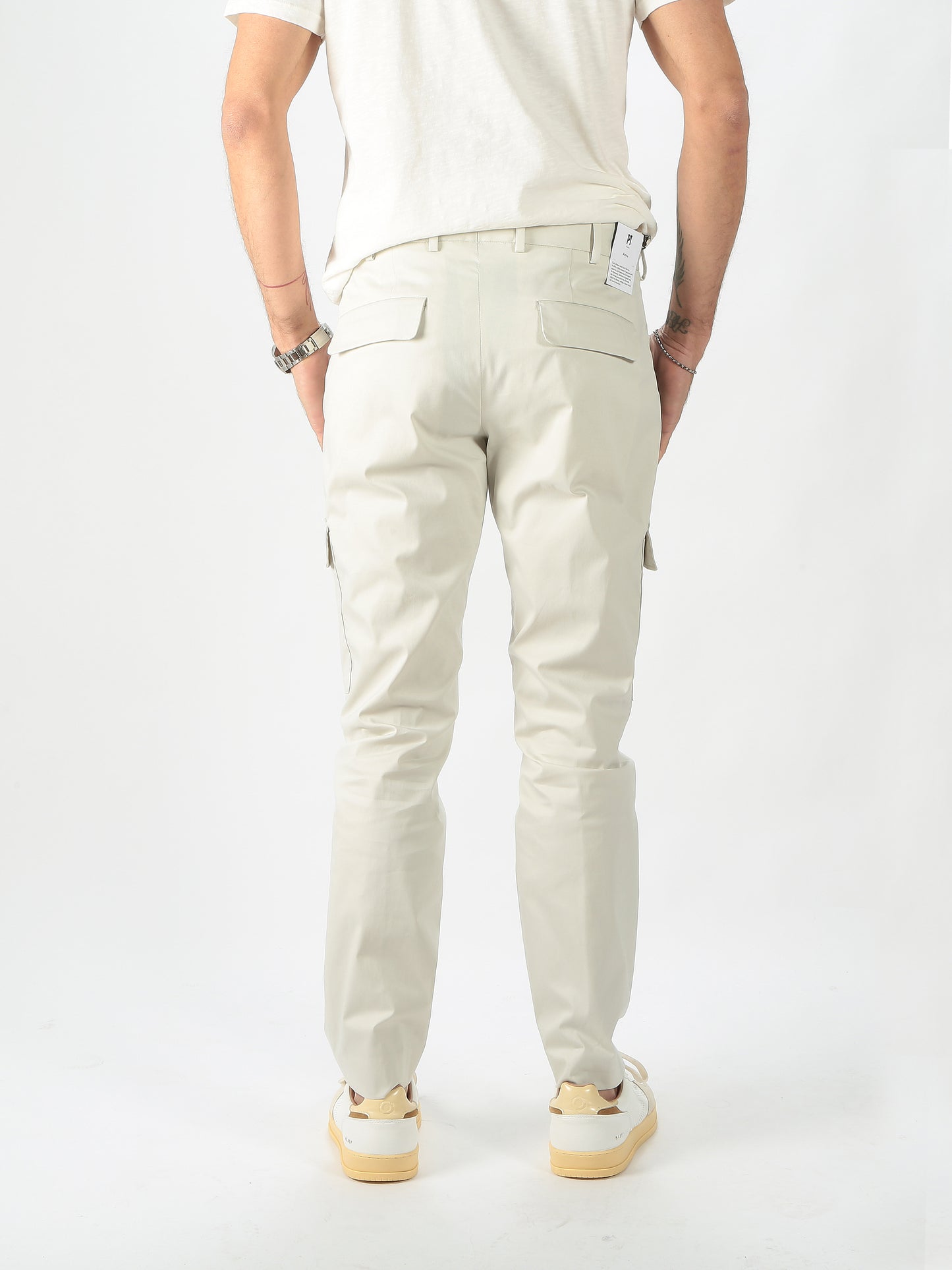 https://admin.shopify.com/store/gulieshop/products/8365172719965#:~:text=Invia-,PT%20Torino%20Pantalone%20cargo%20in%20misto%20cotone%20COAS3JZD0KLT,-Contenuto%20multimediale%201
