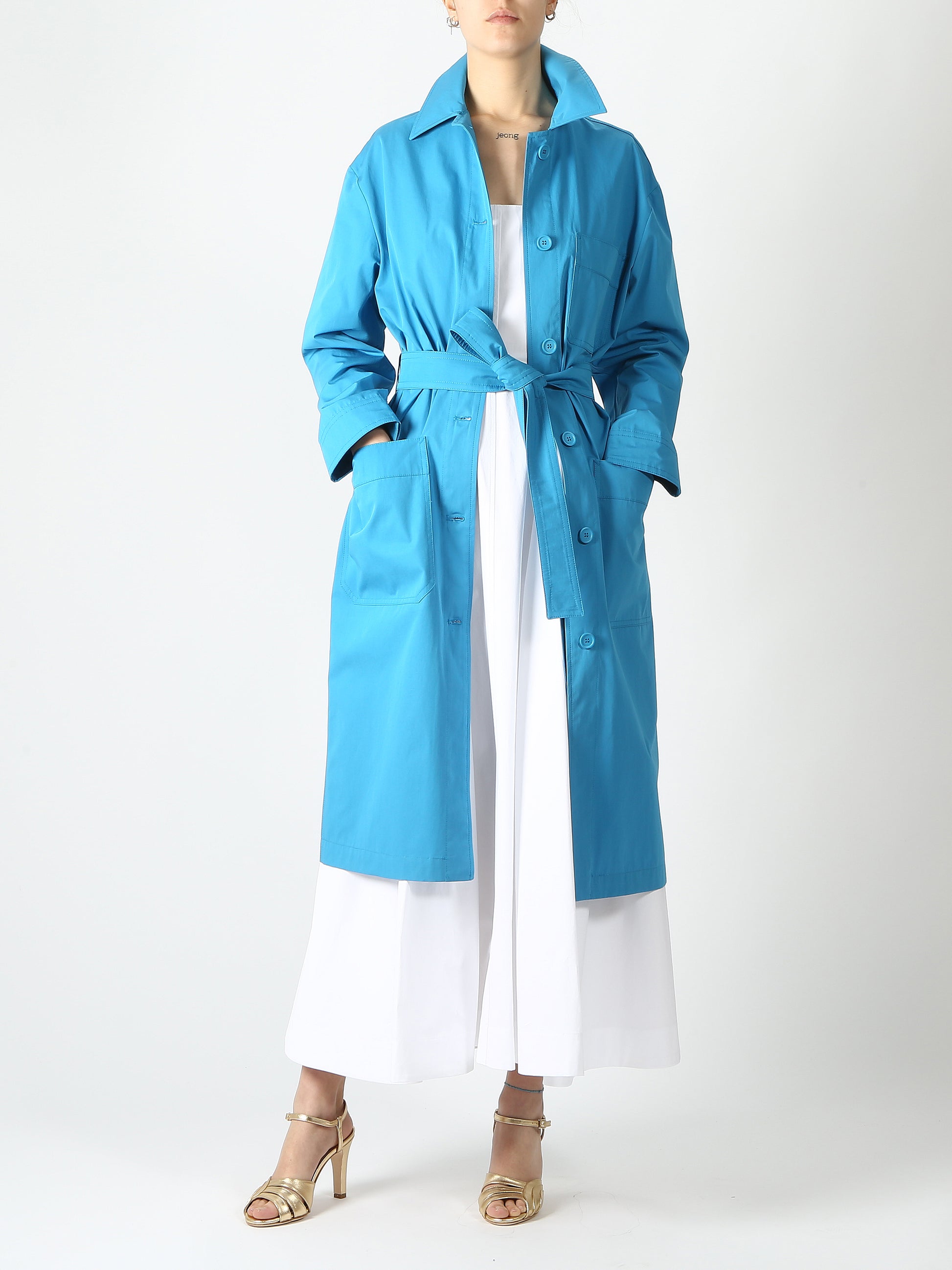 https://admin.shopify.com/store/gulieshop/products/7621464260846#:~:text=Invia-,SportMax%20Trench%20Cabala,-Contenuto%20multimediale%201
