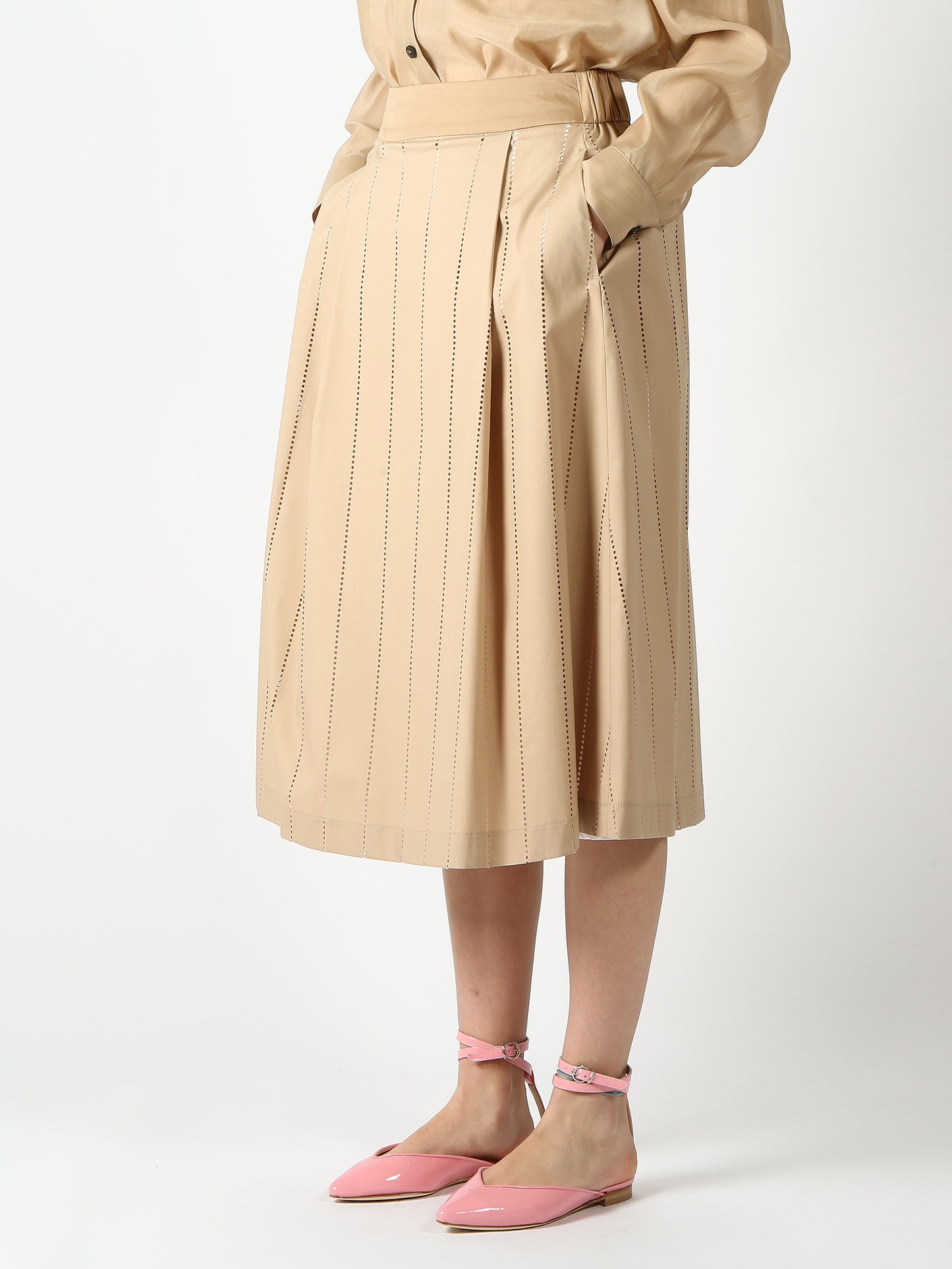 https://admin.shopify.com/store/gulieshop/products/7603681853678#:~:text=Invia-,Peserico%20Gonna%20P05339,-Contenuto%20multimediale%201