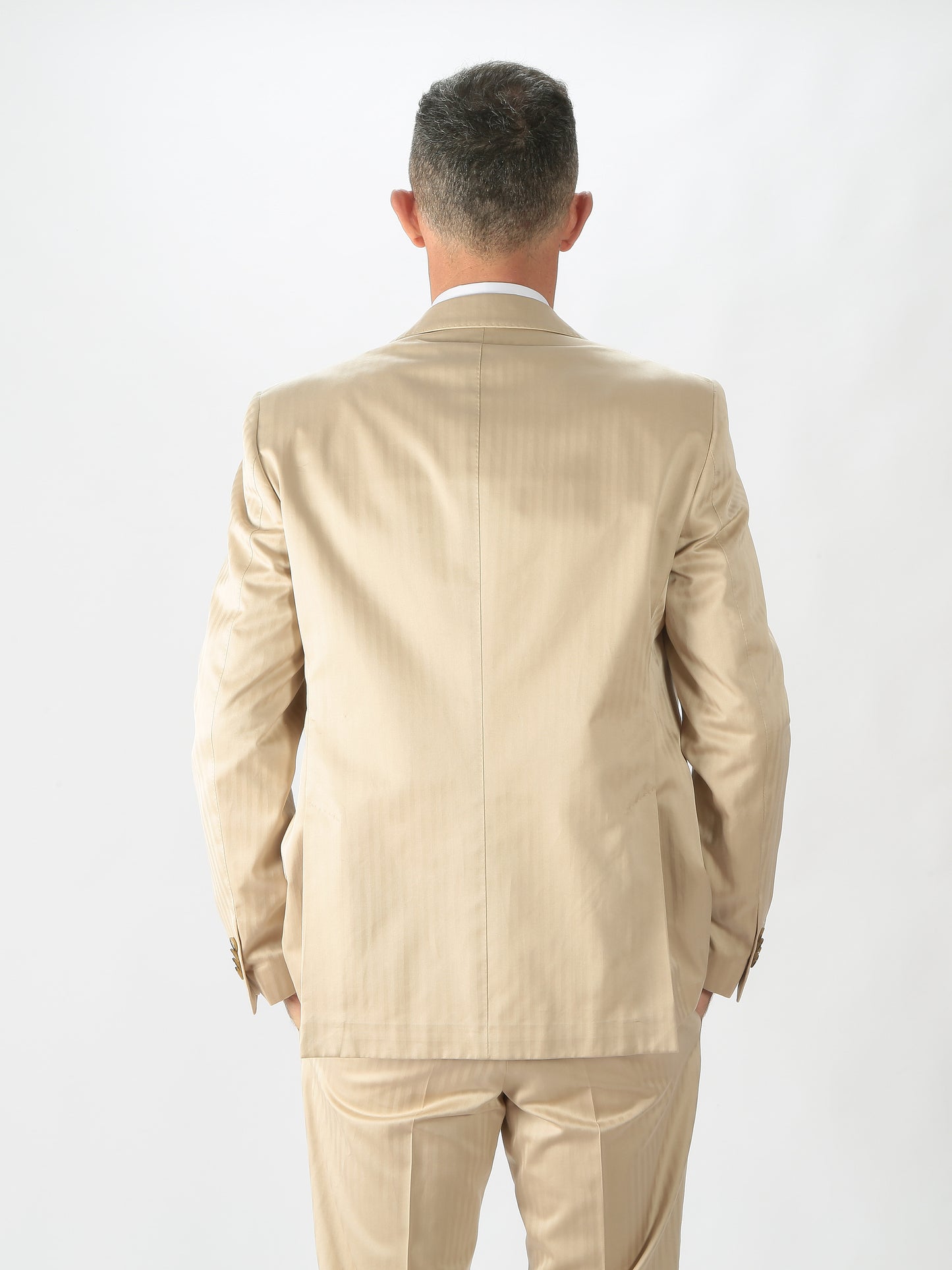 https://admin.shopify.com/store/gulieshop/products/8363539923293#:~:text=Invia-,Lubiam%20Abito%2023048/1,-Contenuto%20multimediale%201