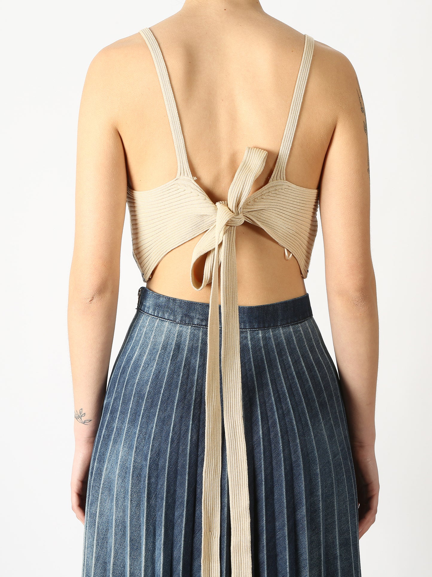 https://admin.shopify.com/store/gulieshop/products/7608144068846#:~:text=Invia-,Avi%C3%B9%20Top%203701,-Contenuto%20multimediale%201