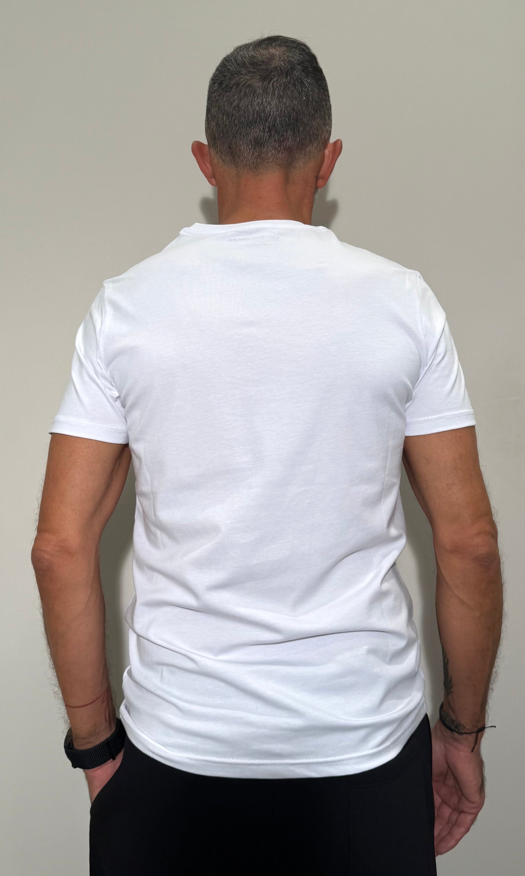 https://admin.shopify.com/store/gulieshop/products/15719618380125#:~:text=https%3A//www.gulieshop.it%20%E2%80%BA%20products%20%E2%80%BA%20why%2Dnot%2Dbrand%2Dt%2Dshirt%2Dregular%2Dfit%2Dms17