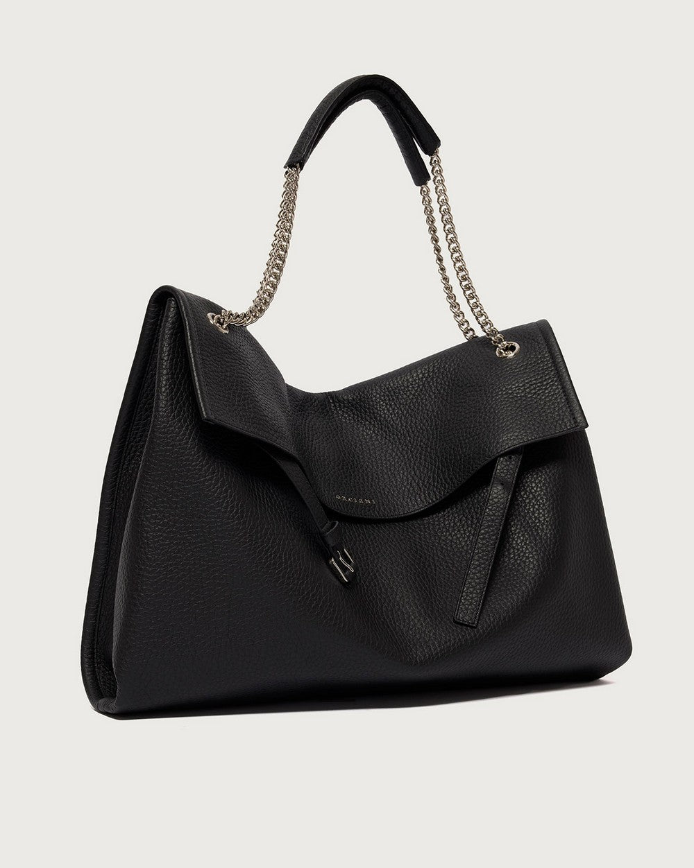 https://admin.shopify.com/store/gulieshop/products/15617437073757#:~:text=https%3A//www.gulieshop.it%20%E2%80%BA%20products%20%E2%80%BA%20orciani%2Dborsa%2Dvenus%2Dsoft%2Dlarge%2Db02211