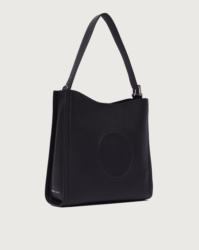 https://admin.shopify.com/store/gulieshop/products/15617437139293#:~:text=https%3A//www.gulieshop.it%20%E2%80%BA%20products%20%E2%80%BA%20orciani%2Dborsa%2Dher%2Do%2Din%2Dpelle%2Dmartellata%2Dsoft%2Db02207