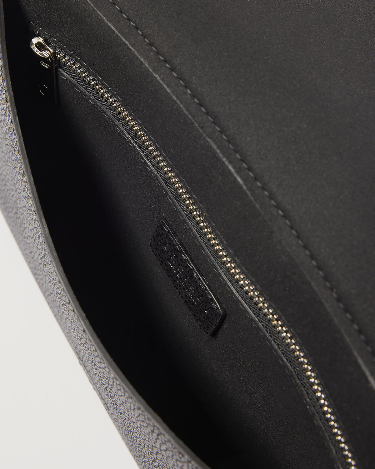 Orciani Clutch con borchie The Room B02245