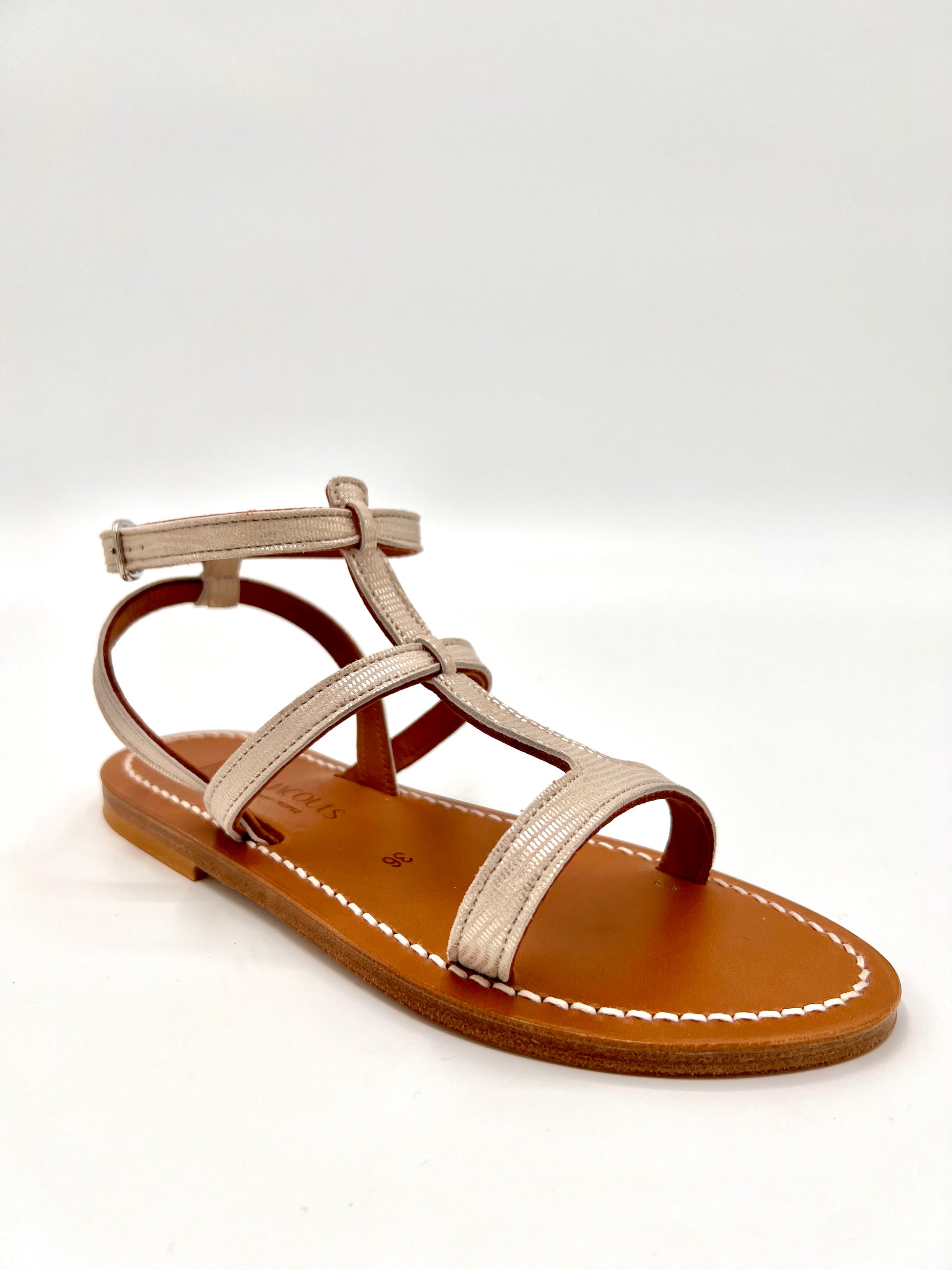 https://admin.shopify.com/store/gulieshop/products/15391588581725#:~:text=https%3A//www.gulieshop.it%20%E2%80%BA%20products%20%E2%80%BA%20k%2Djacques%2Dsandalo%2Dbasso%2Darelate