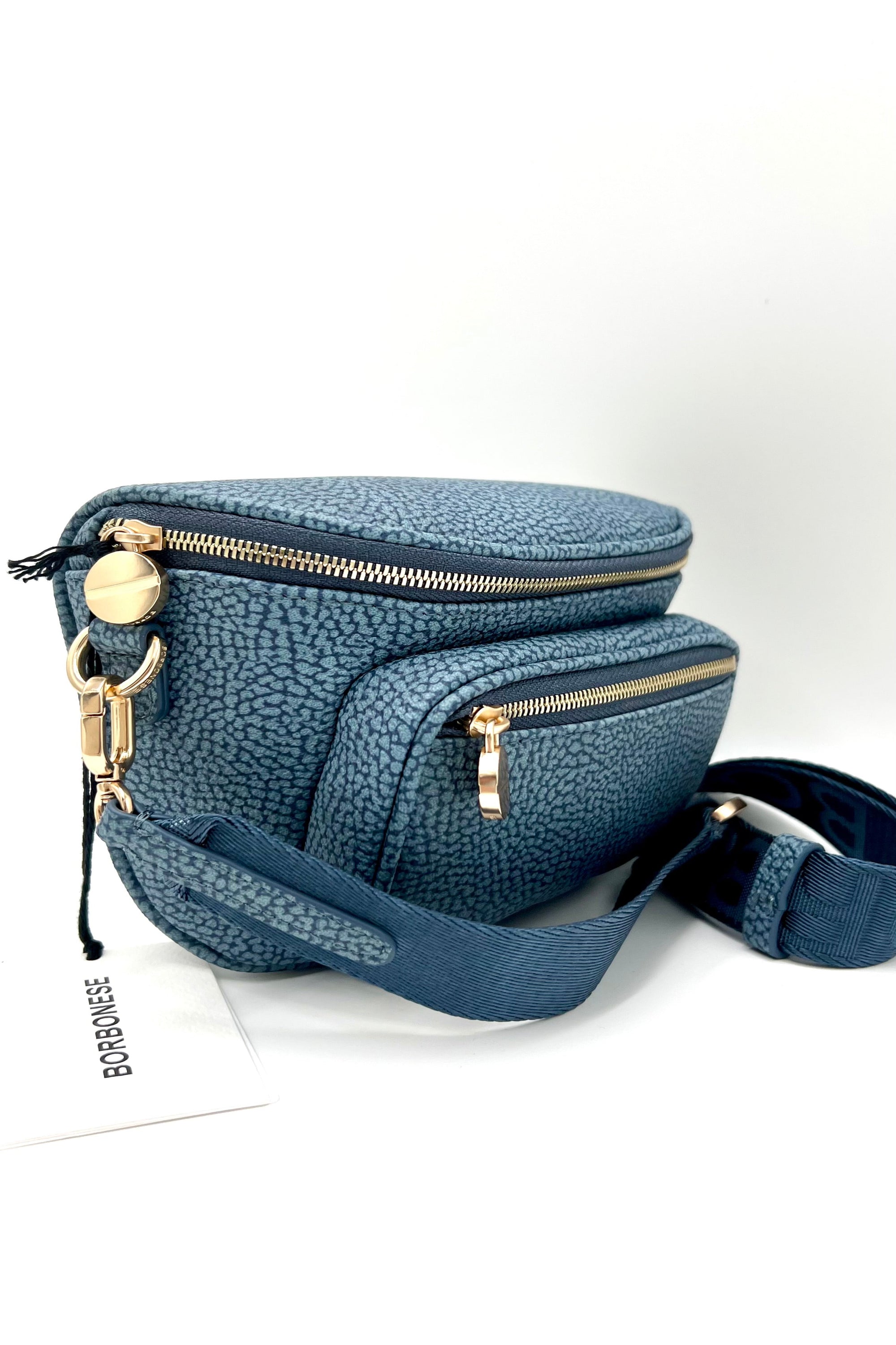 https://admin.shopify.com/store/gulieshop/products/16120596529501#:~:text=https%3A//www.gulieshop.it%20%E2%80%BA%20products%20%E2%80%BA%20borbonese%2Dmarsupio%2Dmini%2Din%2Dtela%2Dpu%2D91010063%2D0191