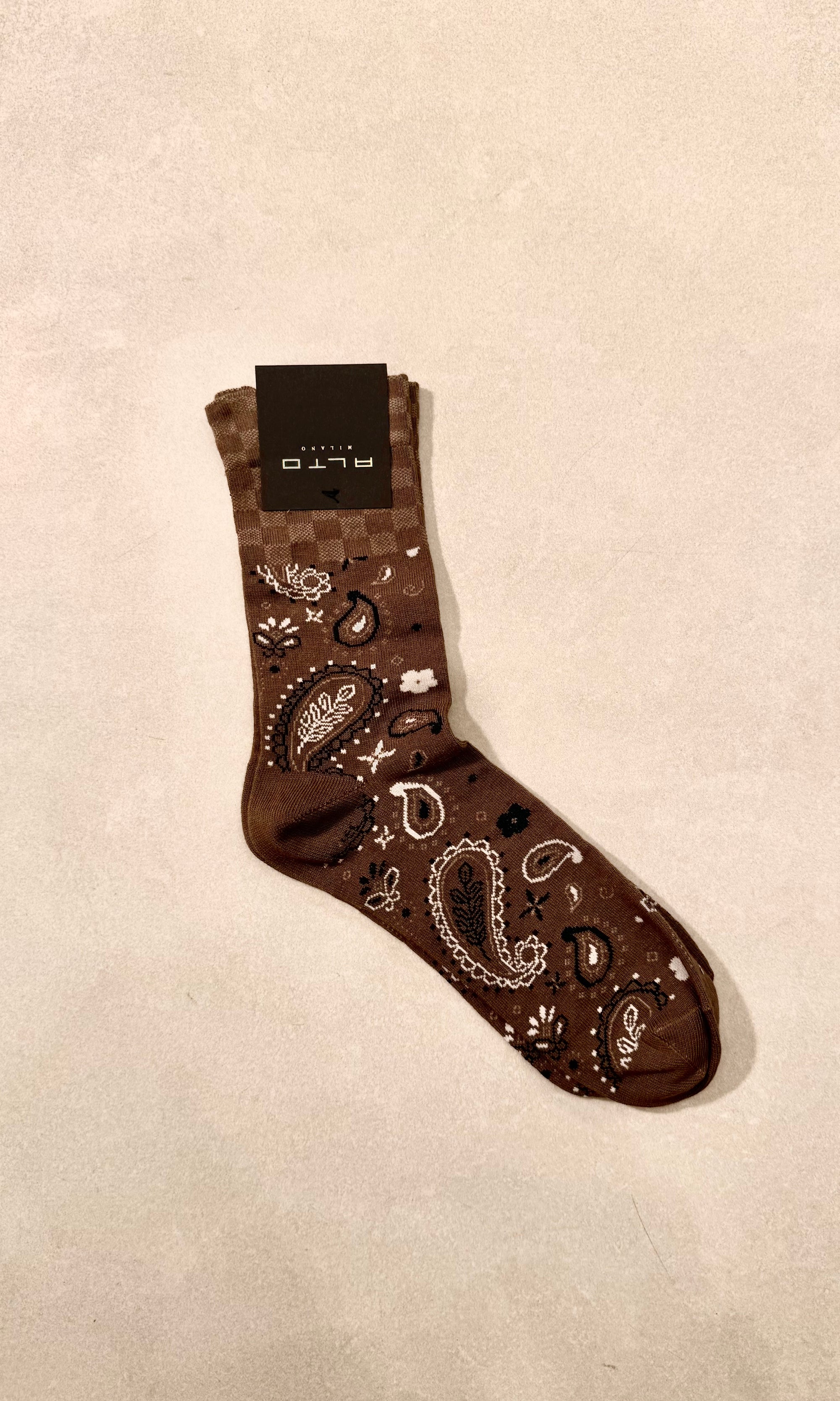 https://admin.shopify.com/store/gulieshop/products/15729440883037#:~:text=https%3A//www.gulieshop.it%20%E2%80%BA%20products%20%E2%80%BA%20alto%2Dclaza%2Dcorta%2Din%2Dmisto%2Dcotone%2Dtalitha