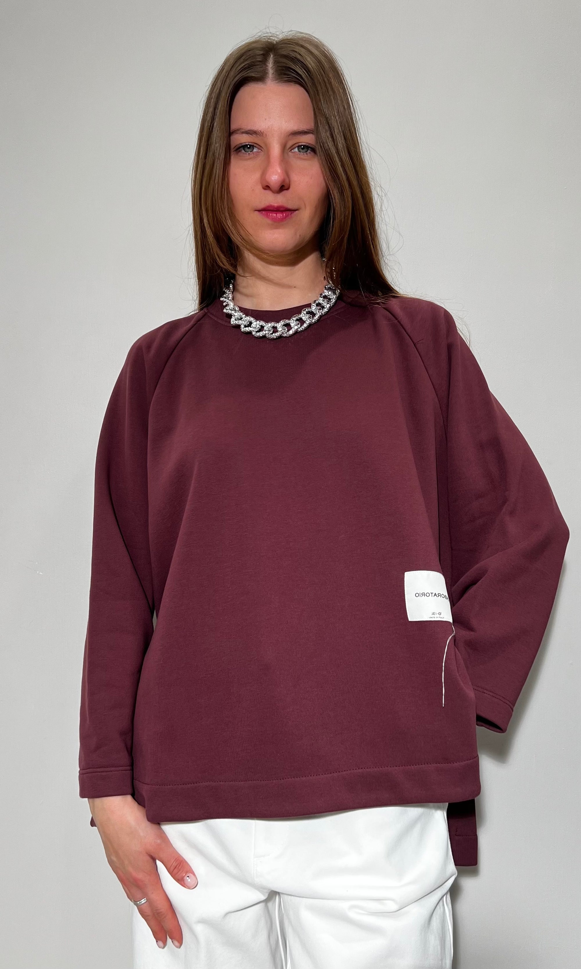 https://admin.shopify.com/store/gulieshop/products/15733144486237#:~:text=https%3A//www.gulieshop.it%20%E2%80%BA%20products%20%E2%80%BA%20jei%2Do%2Dfelpa%2Doversize%2D4574