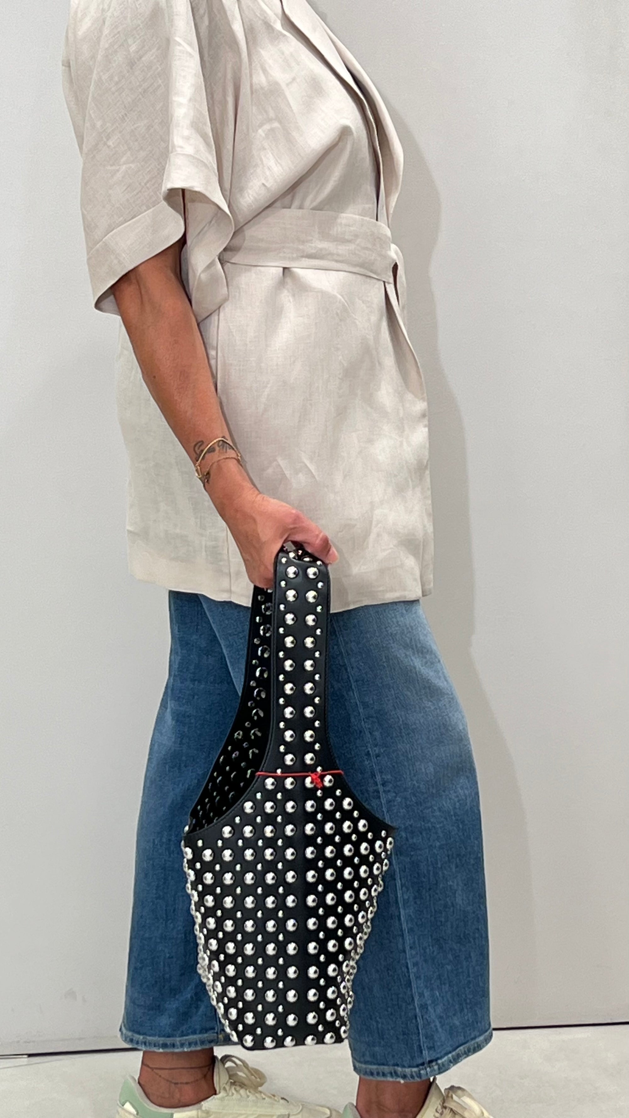 https://admin.shopify.com/store/gulieshop/products/16254271127901