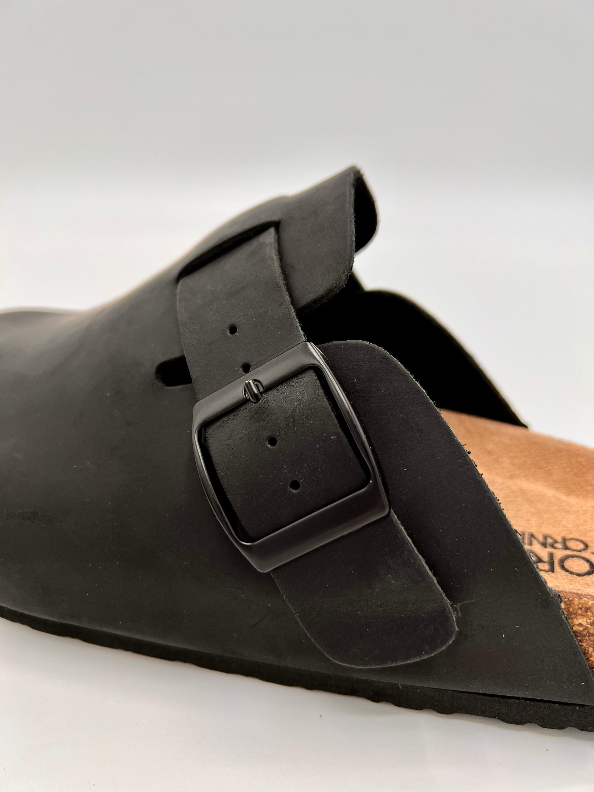 https://admin.shopify.com/store/gulieshop/products/15378813485405#:~:text=https%3A//www.gulieshop.it%20%E2%80%BA%20products%20%E2%80%BA%20colors%2Dof%2Dcalifornia%2Dsabot%2Din%2Dnabuk%2Dbiom411