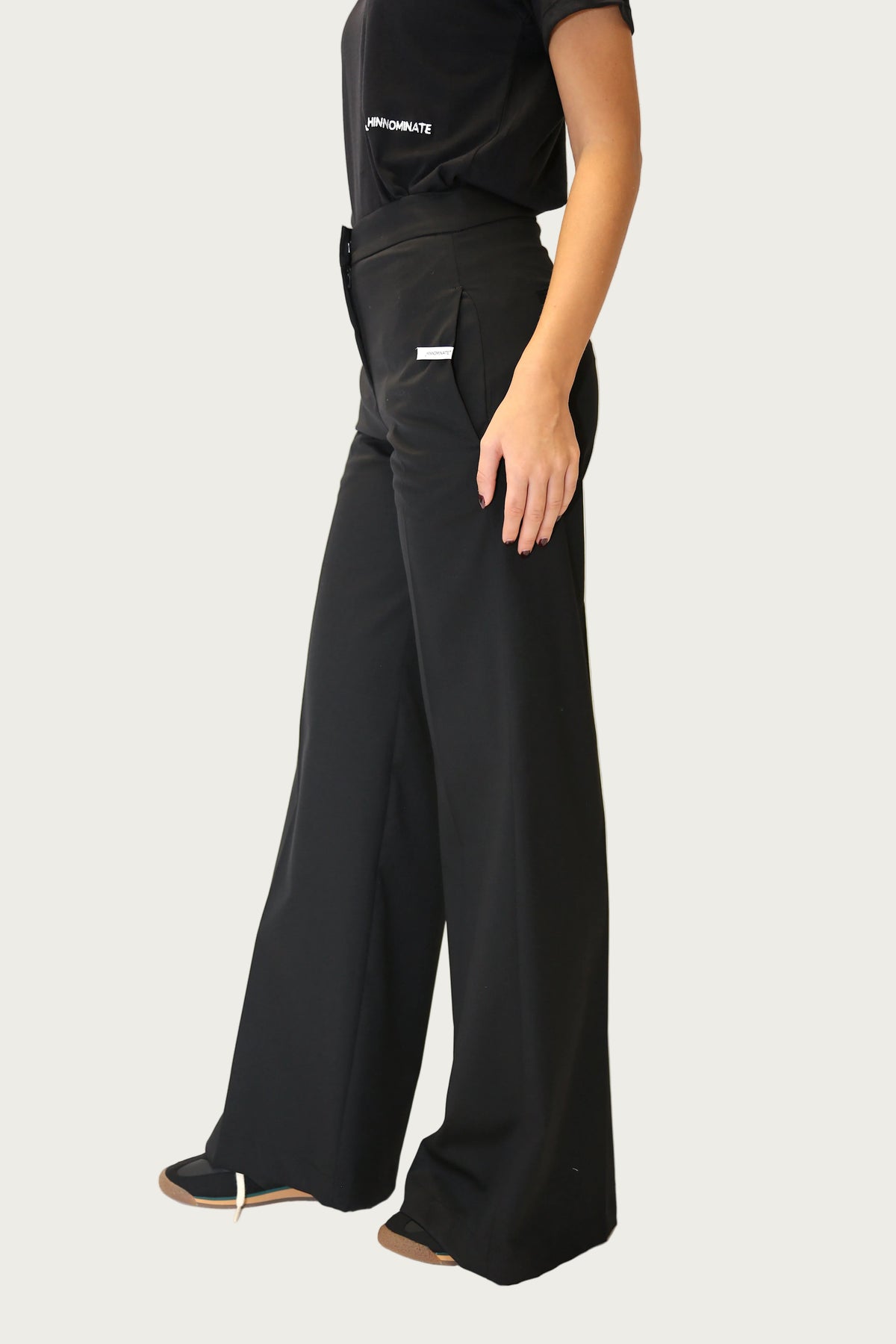 https://admin.shopify.com/store/gulieshop/products/16630230876509