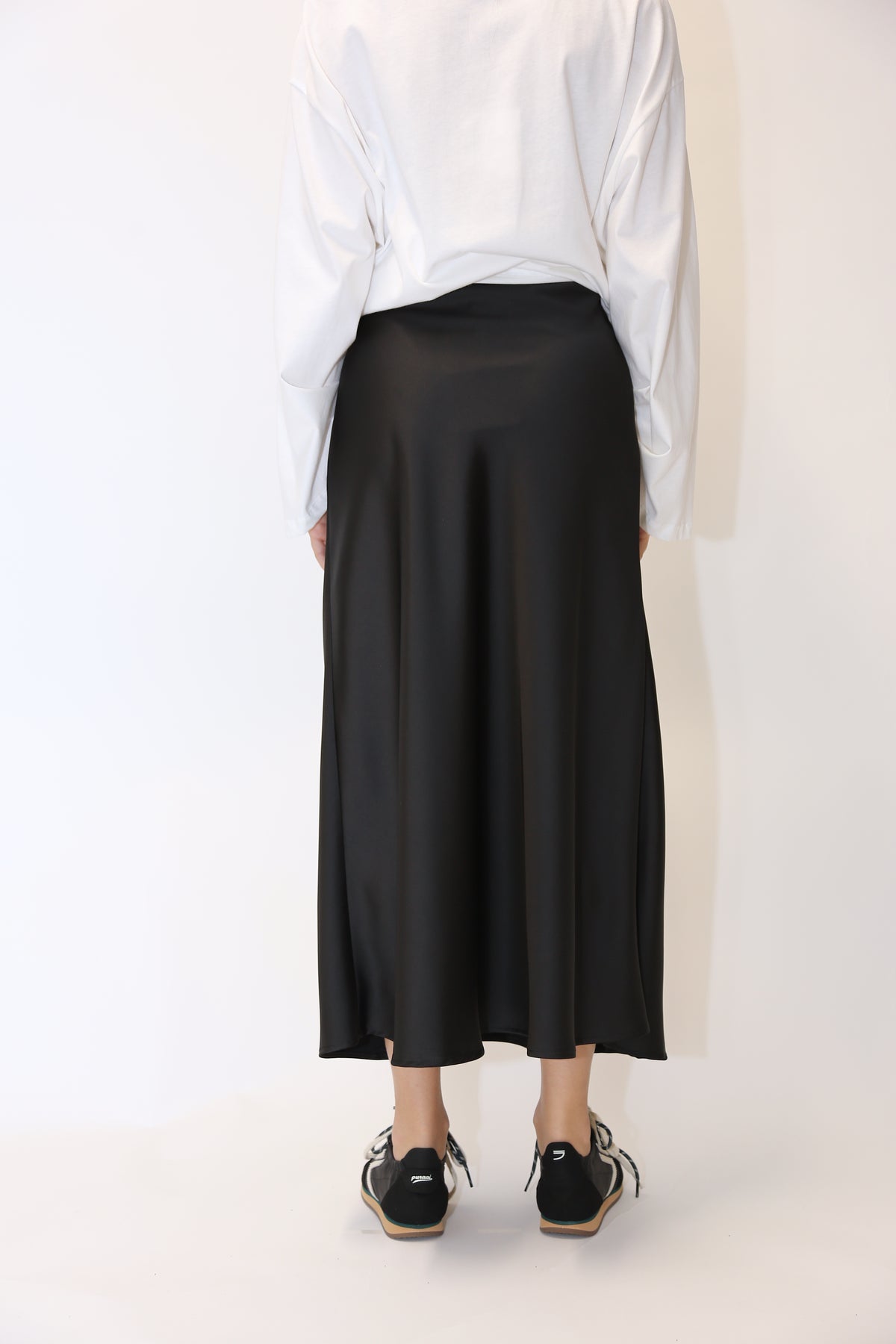 https://admin.shopify.com/store/gulieshop/products/16630230319453