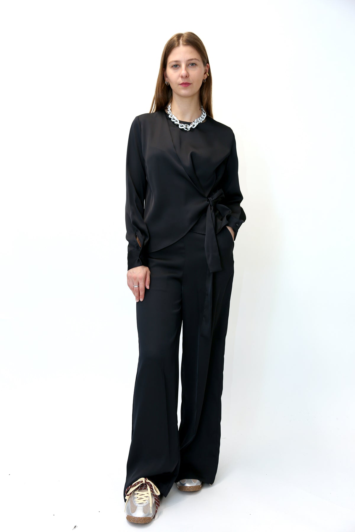 https://admin.shopify.com/store/gulieshop/products/16643715465565