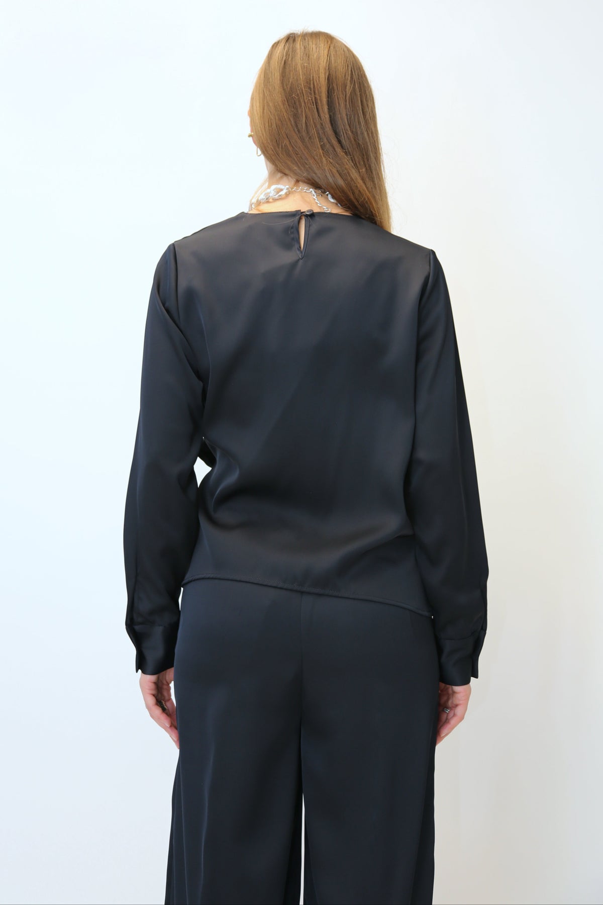 https://admin.shopify.com/store/gulieshop/products/16643715465565