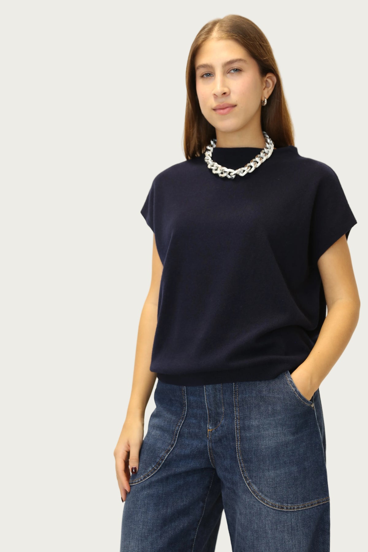 https://admin.shopify.com/store/gulieshop/products/16643713892701