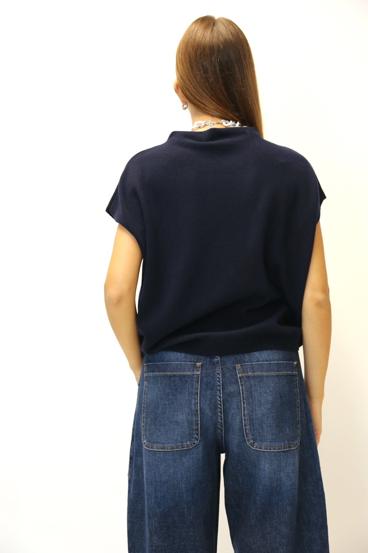 https://admin.shopify.com/store/gulieshop/products/16643713892701
