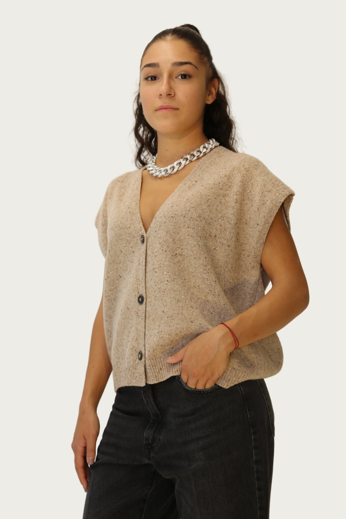 https://admin.shopify.com/store/gulieshop/products/16642438103389