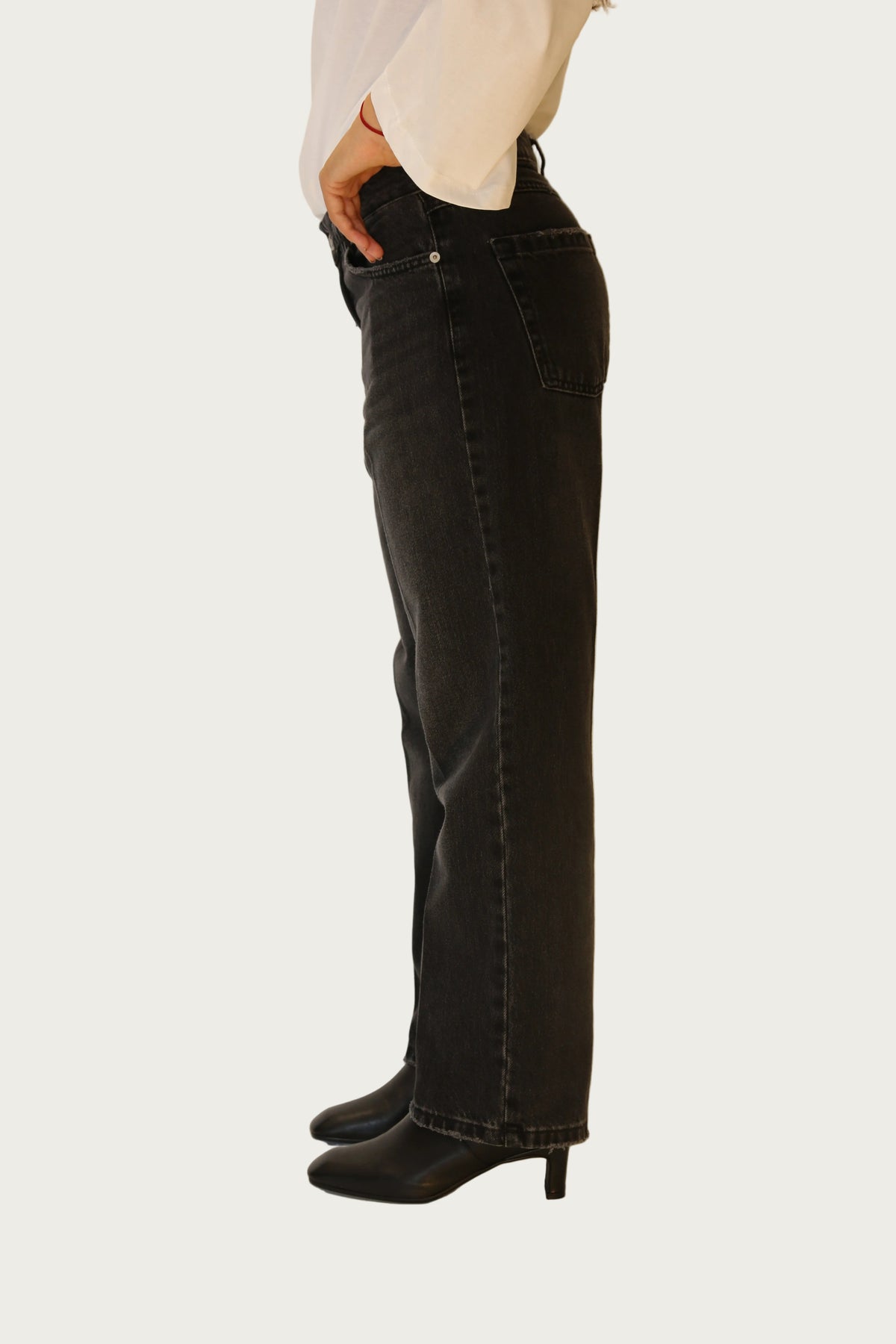 https://admin.shopify.com/store/gulieshop/products/16642421915997