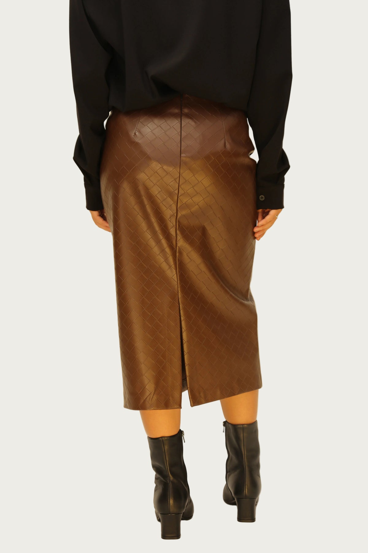 https://admin.shopify.com/store/gulieshop/products/16642422407517