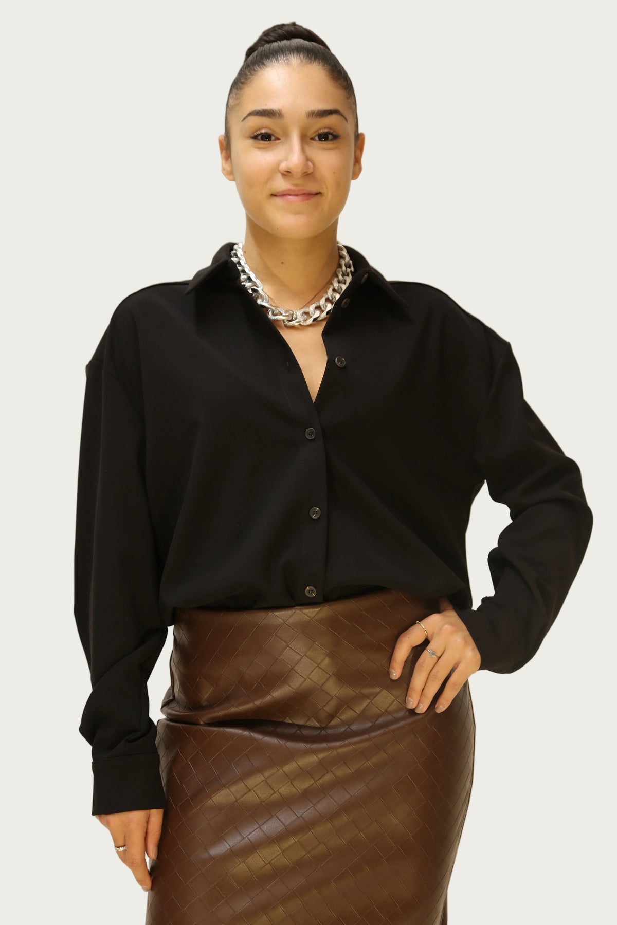 https://admin.shopify.com/store/gulieshop/products/16641502675293