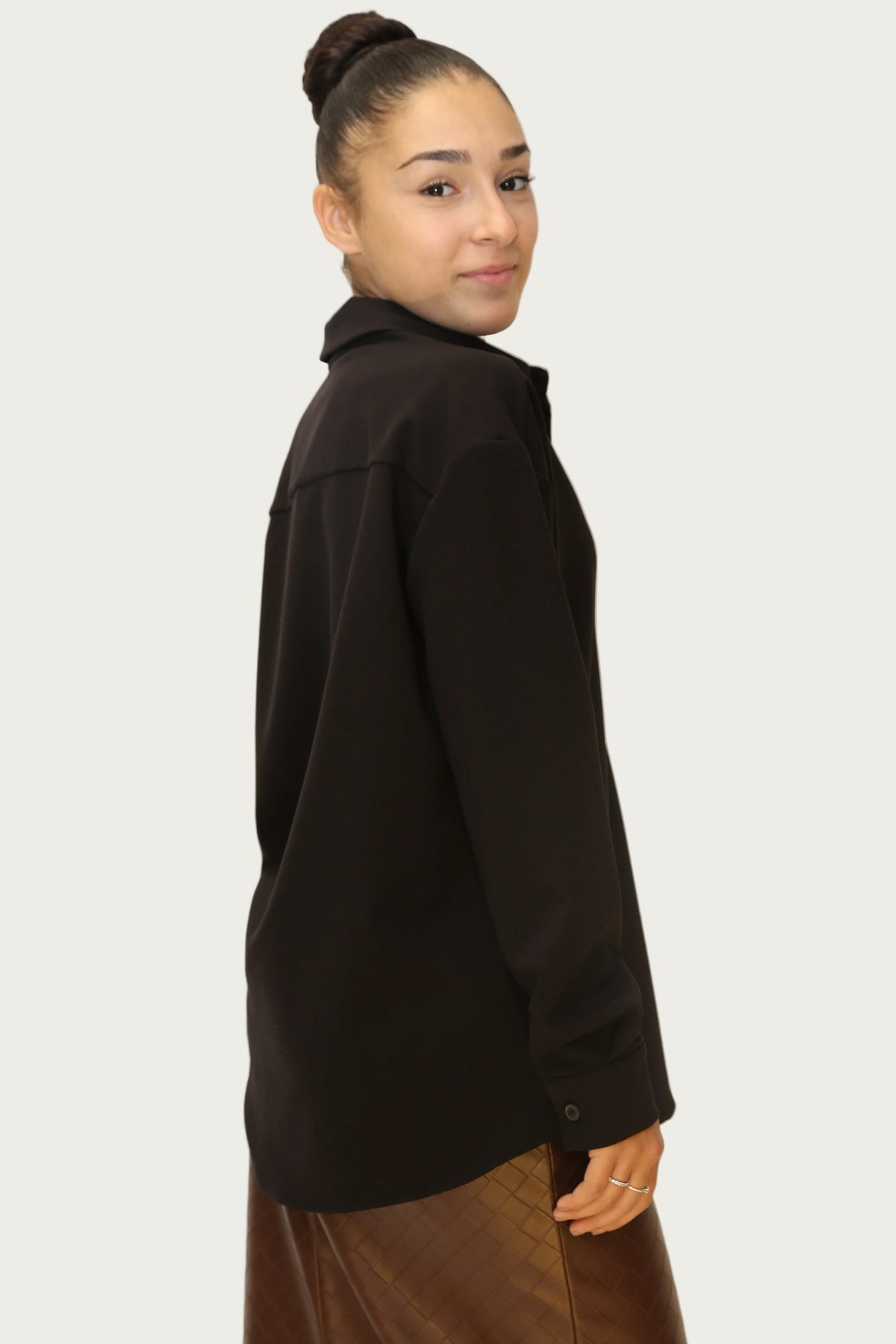 https://admin.shopify.com/store/gulieshop/products/16641502675293
