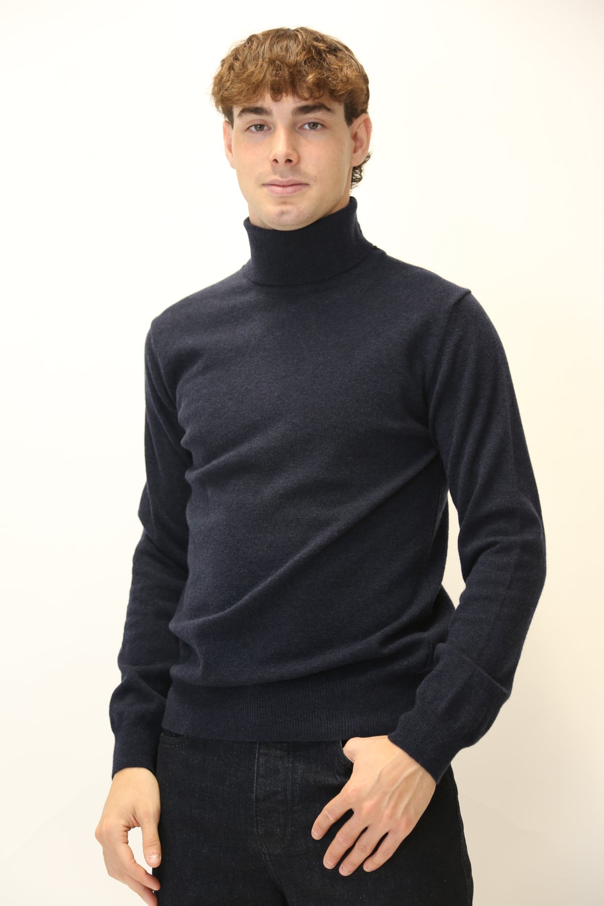 https://admin.shopify.com/store/gulieshop/products/16653454082397