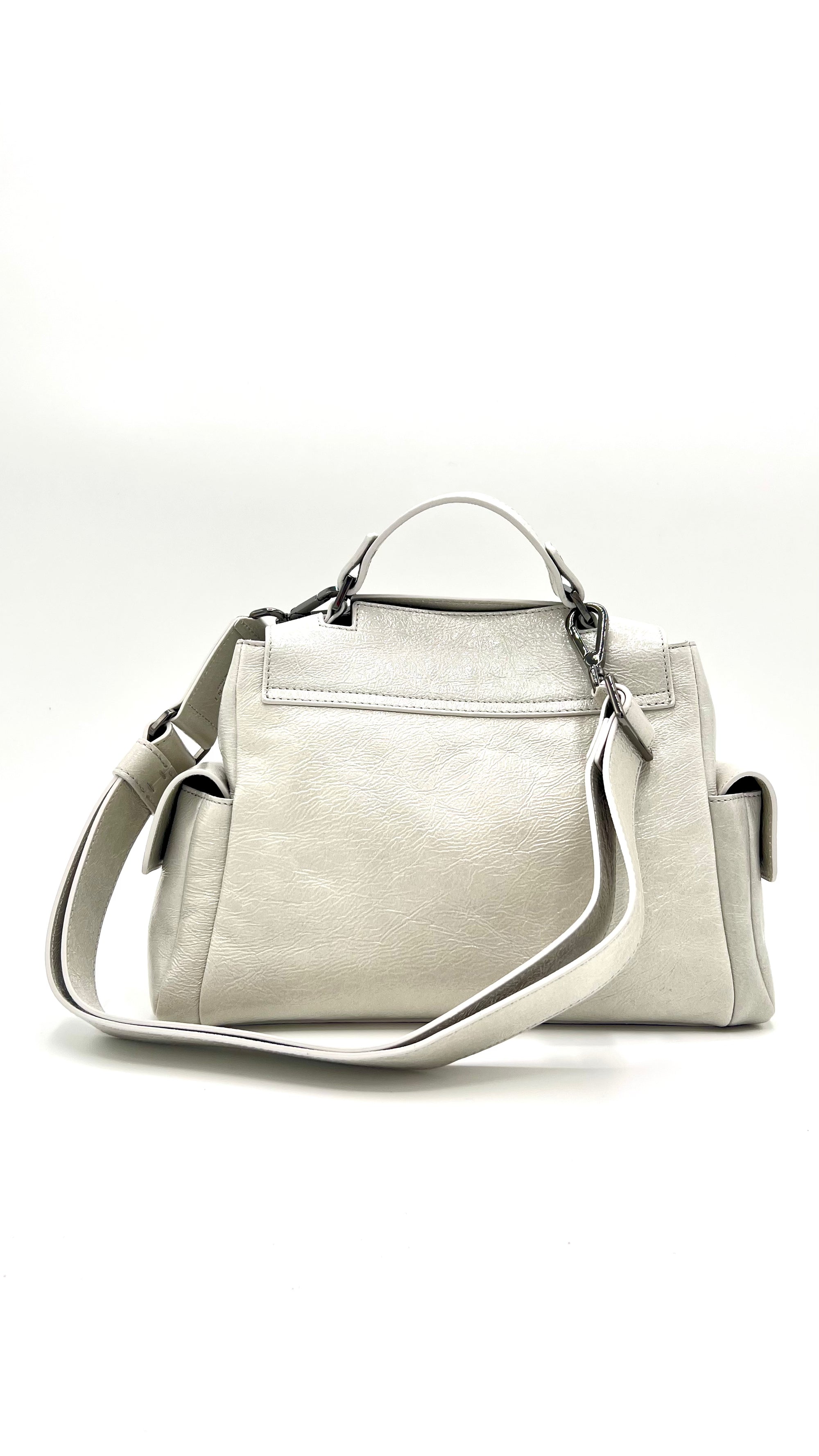 https://admin.shopify.com/store/gulieshop/products/16053075542365#:~:text=https%3A//www.gulieshop.it%20%E2%80%BA%20products%20%E2%80%BA%20orciani%2Dborsa%2Dsveva%2Dstark%2Dsmall%2Db01999