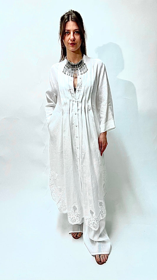 https://admin.shopify.com/store/gulieshop/products/15400776008029#:~:text=https%3A//www.gulieshop.it%20%E2%80%BA%20products%20%E2%80%BA%20beatrice%2Dabito%2Dtunica%2D25fe6476orion