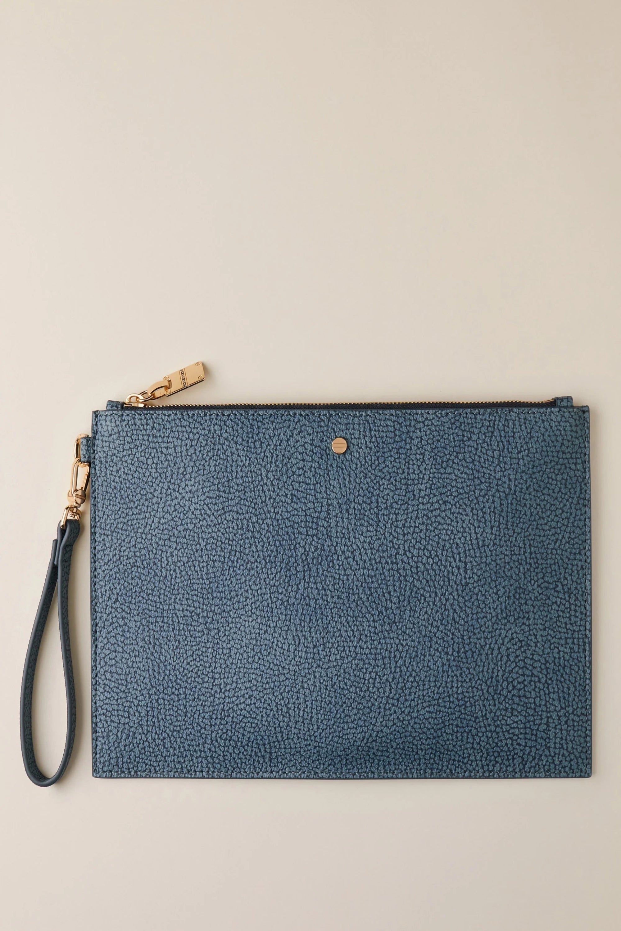 https://admin.shopify.com/store/gulieshop/products/16115313869149#:~:text=https%3A//www.gulieshop.it%20%E2%80%BA%20products%20%E2%80%BA%20borbonese%2Dbusta%2Dpiatta%2Dcon%2Dmaniglia%2D9020160191