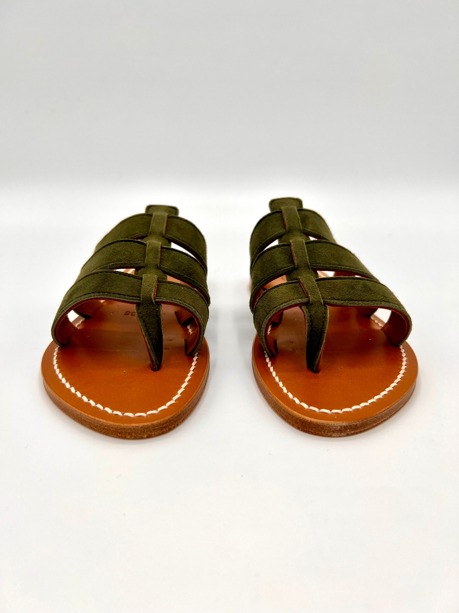 https://admin.shopify.com/store/gulieshop/products/15391588811101#:~:text=https%3A//www.gulieshop.it%20%E2%80%BA%20products%20%E2%80%BA%20k%2Djacques%2Dsandalo%2Dbasso%2Ddolon%2Df%2Dmiel