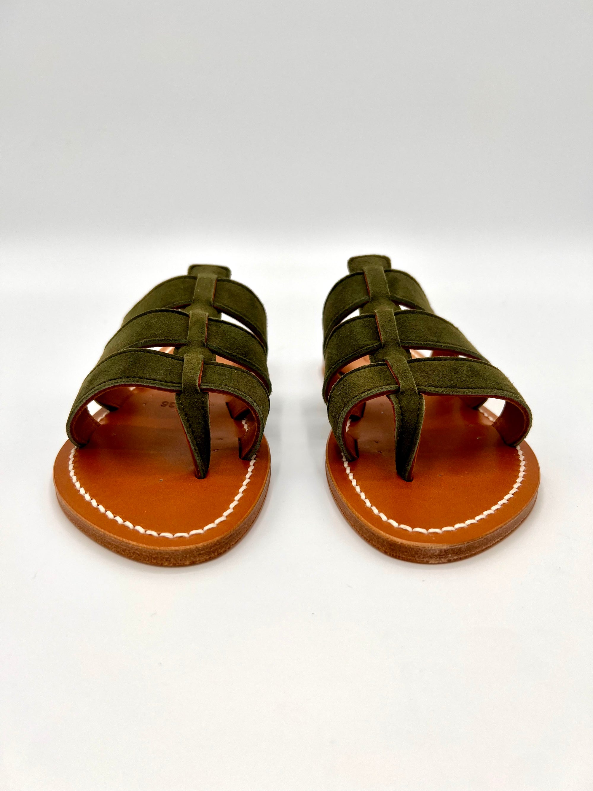 https://admin.shopify.com/store/gulieshop/products/15391588811101#:~:text=https%3A//www.gulieshop.it%20%E2%80%BA%20products%20%E2%80%BA%20k%2Djacques%2Dsandalo%2Dbasso%2Ddolon%2Df%2Dmiel