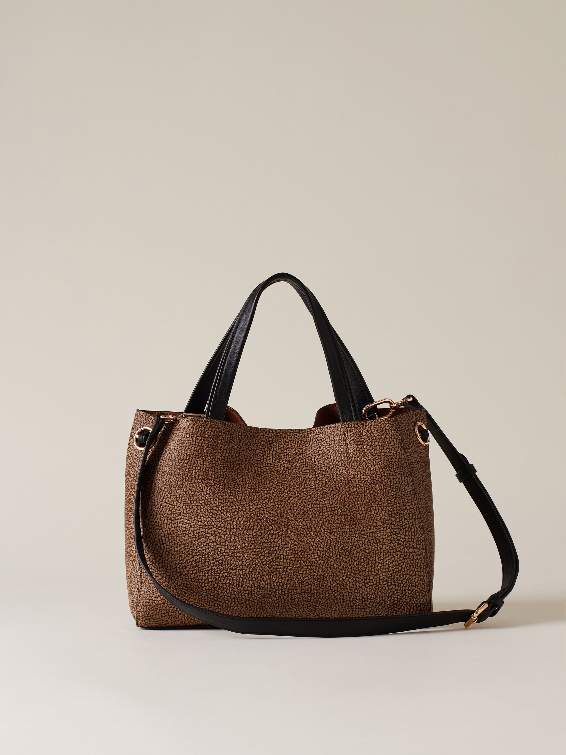 https://admin.shopify.com/store/gulieshop/products/15269743984989#:~:text=https%3A//www.gulieshop.it%20%E2%80%BA%20products%20%E2%80%BA%20borbonese%2Dborsa%2Dshopping%2D91010055%2D0022