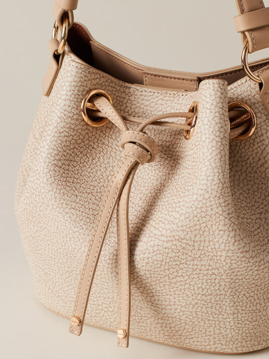 https://admin.shopify.com/store/gulieshop/products/15269744214365#:~:text=https%3A//www.gulieshop.it%20%E2%80%BA%20products%20%E2%80%BA%20borbonese%2Dborsa%2Dsecchiello%2D910100570022