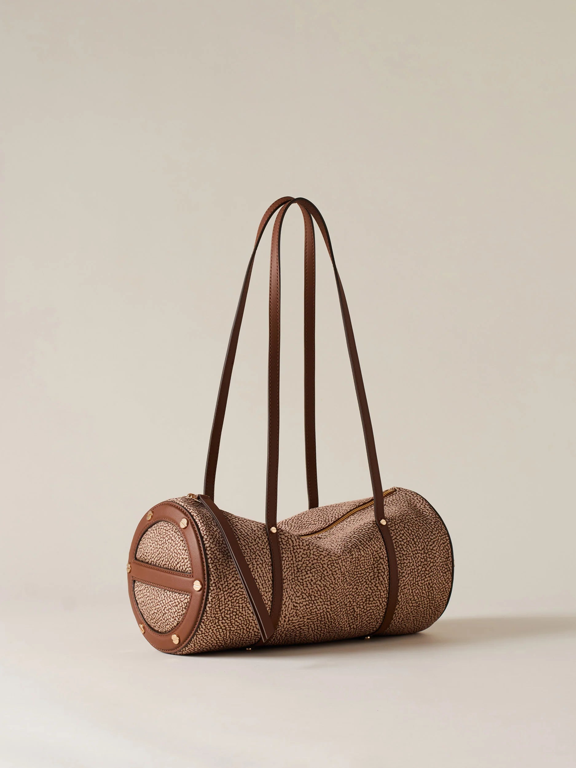 https://admin.shopify.com/store/gulieshop/products/15875904897373#:~:text=https%3A//www.gulieshop.it%20%E2%80%BA%20products%20%E2%80%BA%20borbonese%2Dborsa%2Dbauletto%2Dm%2D91010209ah1