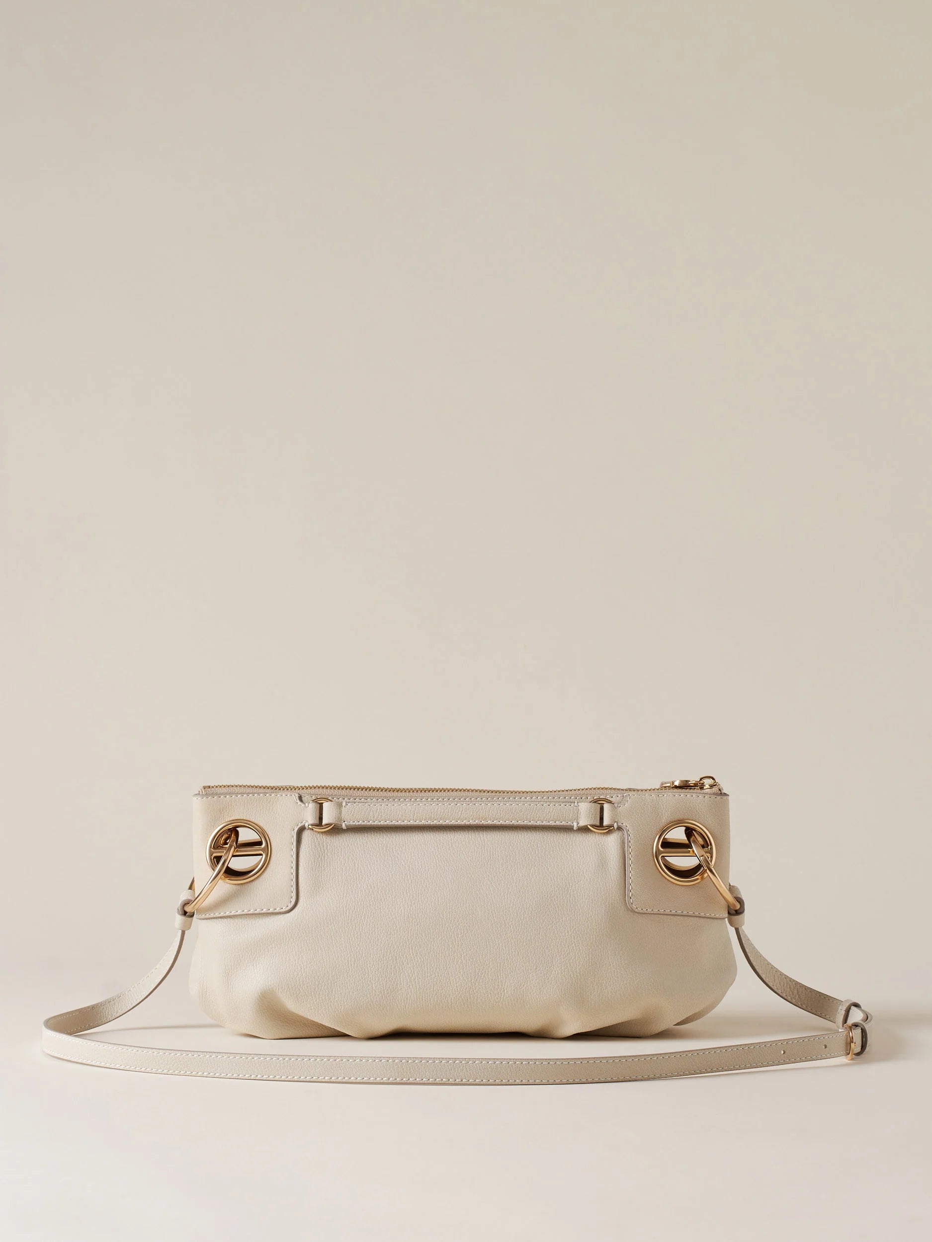 https://admin.shopify.com/store/gulieshop/products/15989764194653#:~:text=https%3A//www.gulieshop.it%20%E2%80%BA%20products%20%E2%80%BA%20borbonese%2Dborsa%2Dlondon%2Dcross%2Dover%2D91010264197