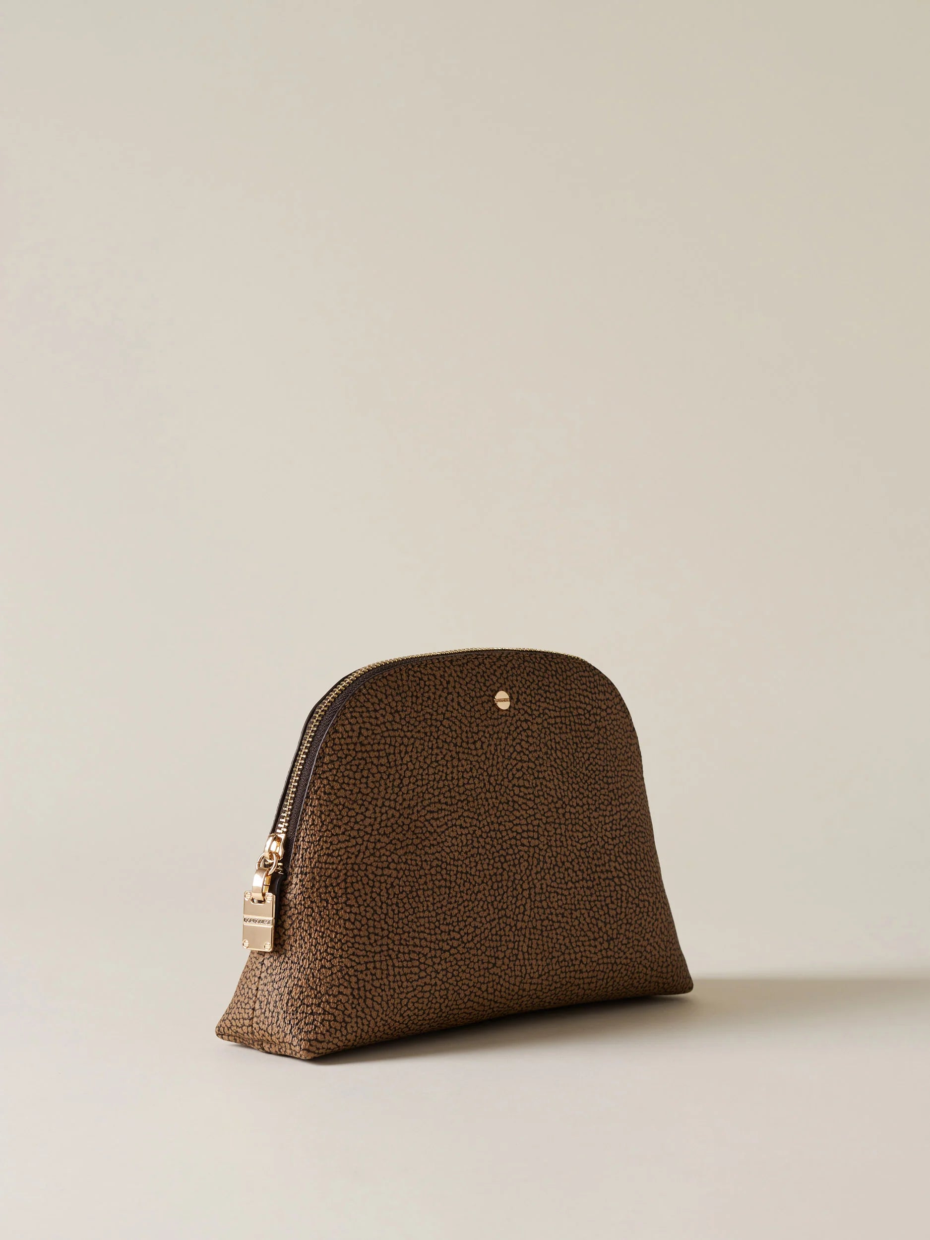https://admin.shopify.com/store/gulieshop/products/15615141478749#:~:text=https%3A//www.gulieshop.it%20%E2%80%BA%20products%20%E2%80%BA%20borbonese%2Dbusta%2Dportatutto%2Din%2Dtela%2Dop%2D91020005