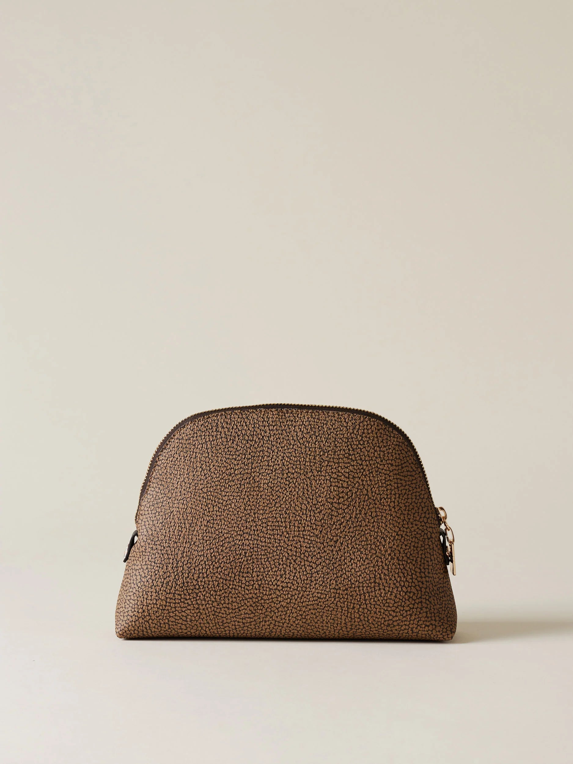 https://admin.shopify.com/store/gulieshop/products/15615141478749#:~:text=https%3A//www.gulieshop.it%20%E2%80%BA%20products%20%E2%80%BA%20borbonese%2Dbusta%2Dportatutto%2Din%2Dtela%2Dop%2D91020005