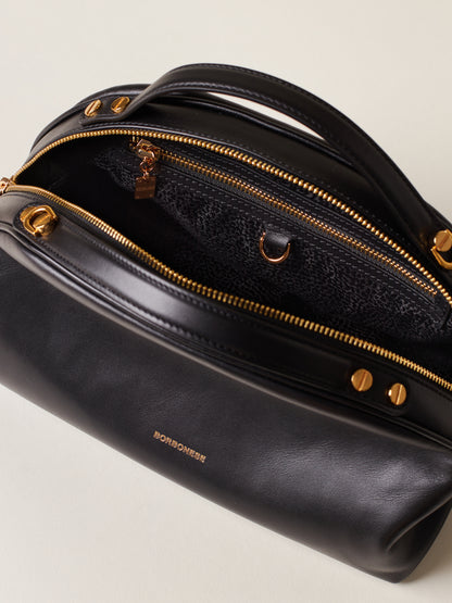 https://admin.shopify.com/store/gulieshop/products/15491901227357#:~:text=https%3A//www.gulieshop.it%20%E2%80%BA%20products%20%E2%80%BA%20borbonese%2Dborsa%2Dmodello%2Dbauletto%2Dsexy%2D923329%2Dal6%2D1