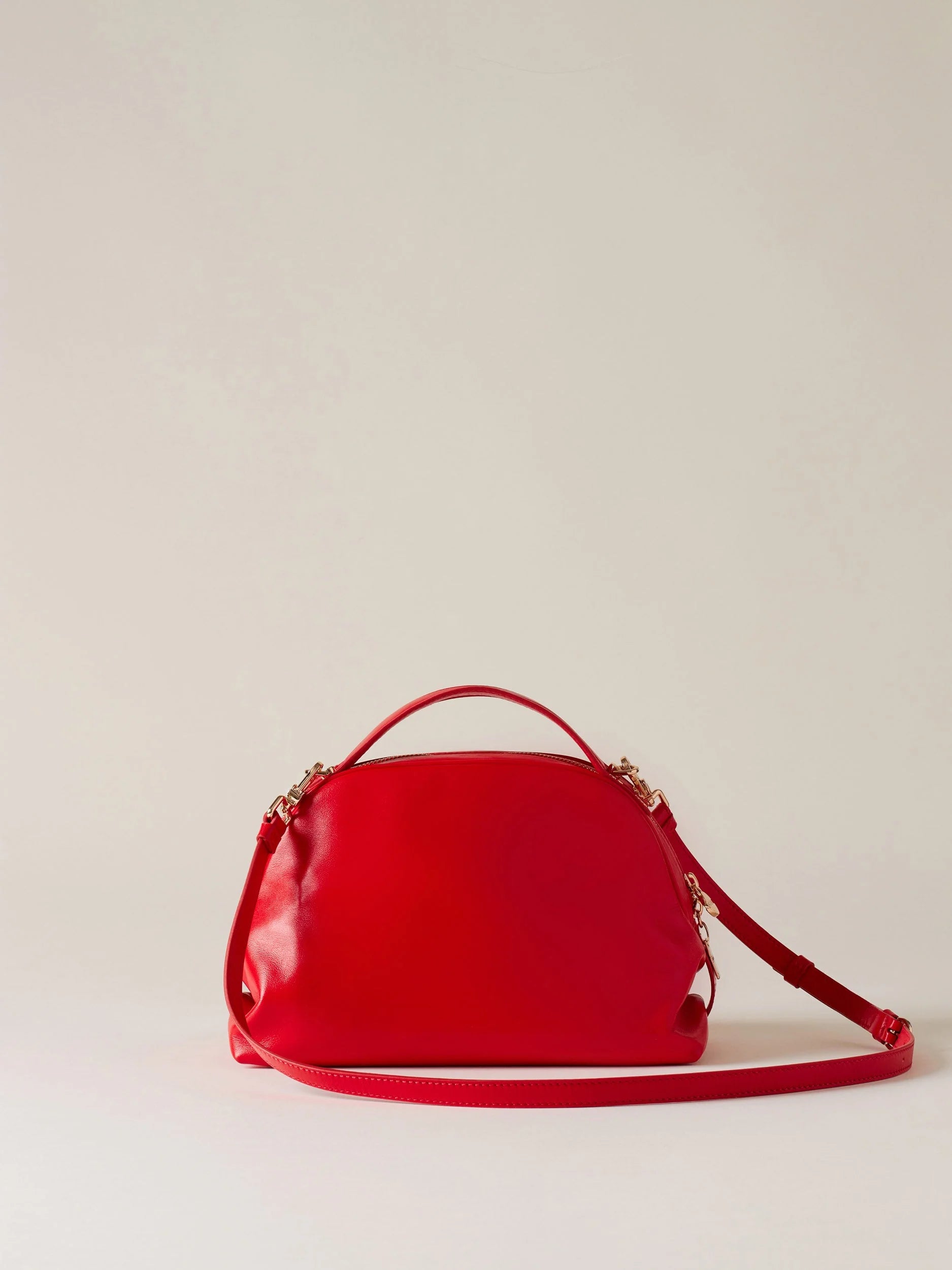 https://admin.shopify.com/store/gulieshop/products/14834219057501#:~:text=https%3A//www.gulieshop.it%20%E2%80%BA%20products%20%E2%80%BA%20borbonese%2Dborsa%2Dsexy%2D923329%2Daz0
