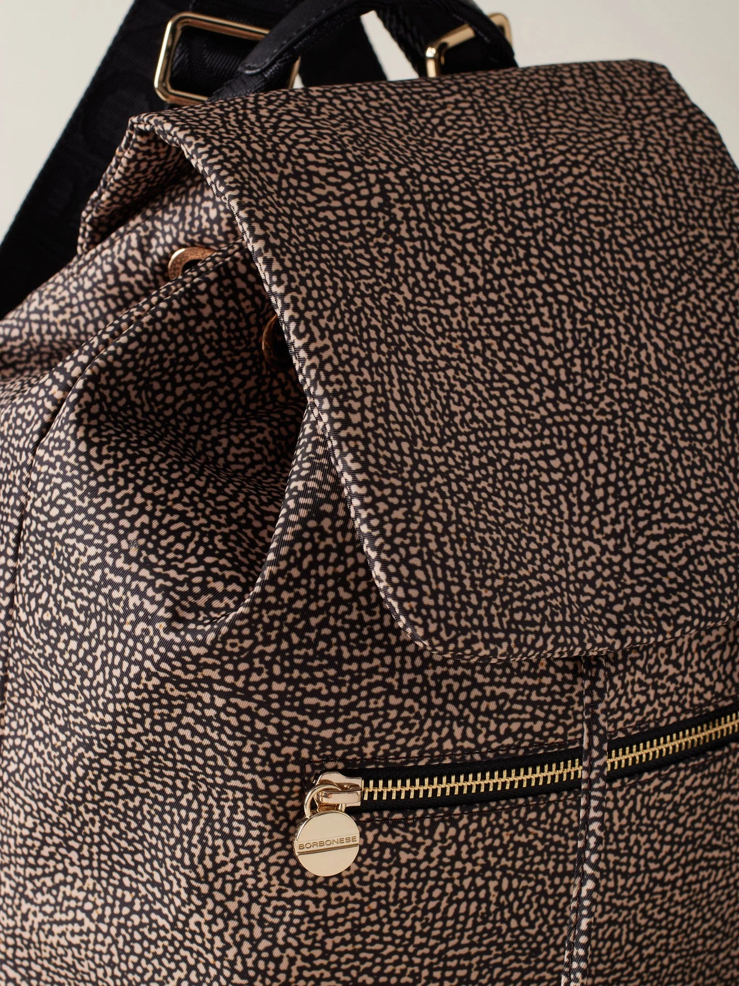 https://admin.shopify.com/store/gulieshop/products/15491901751645#:~:text=https%3A//www.gulieshop.it%20%E2%80%BA%20products%20%E2%80%BA%20borbonese%2Dzaino%2Din%2Dtessuto%2Dreciclato%2D934496%2Di15