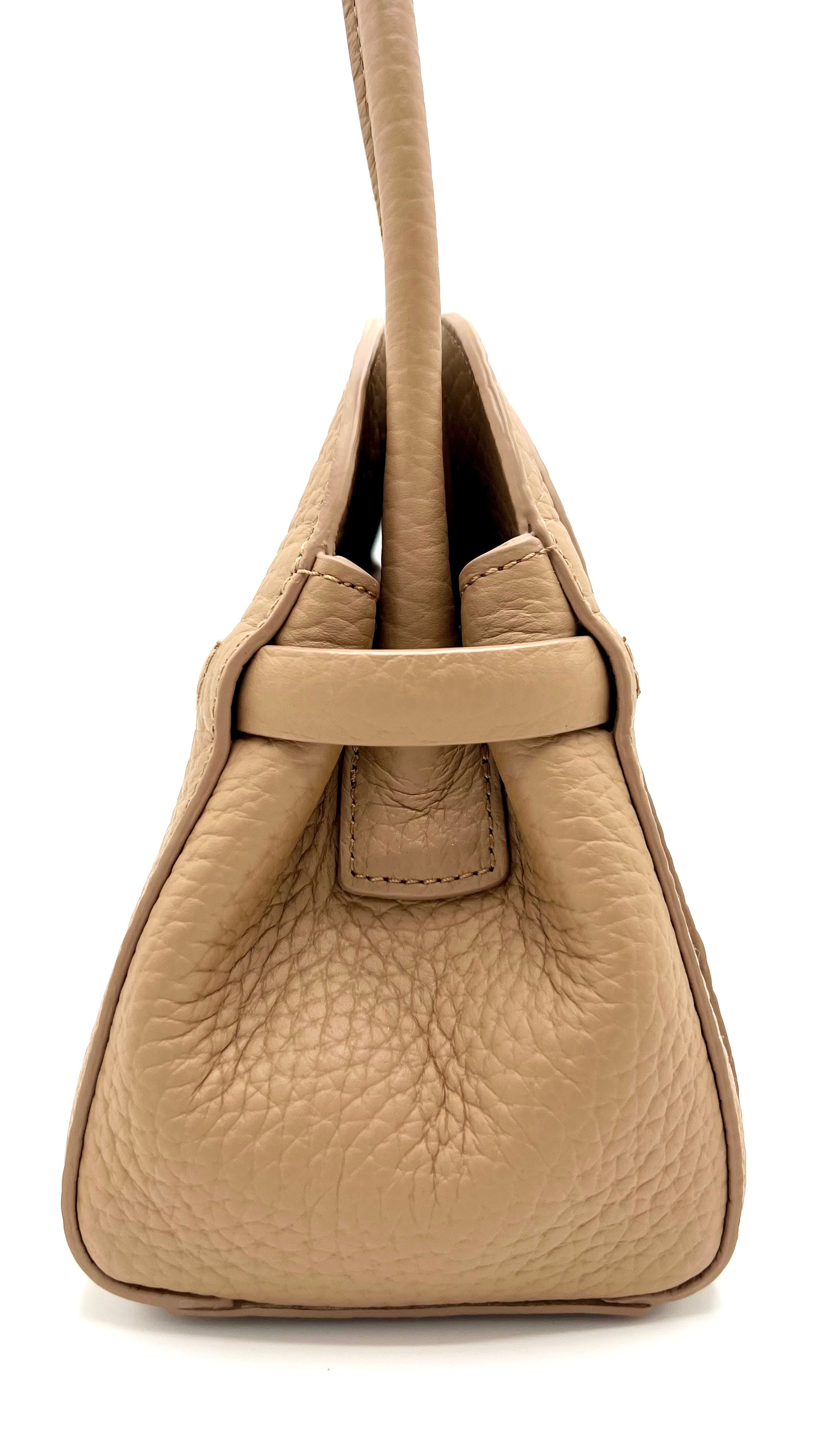 https://admin.shopify.com/store/gulieshop/products/16014680621405#:~:text=https%3A//www.gulieshop.it%20%E2%80%BA%20products%20%E2%80%BA%20orciani%2Dborsa%2Daura%2Dlonguette%2Din%2Dpelle%2Dmartellata%2Db02218