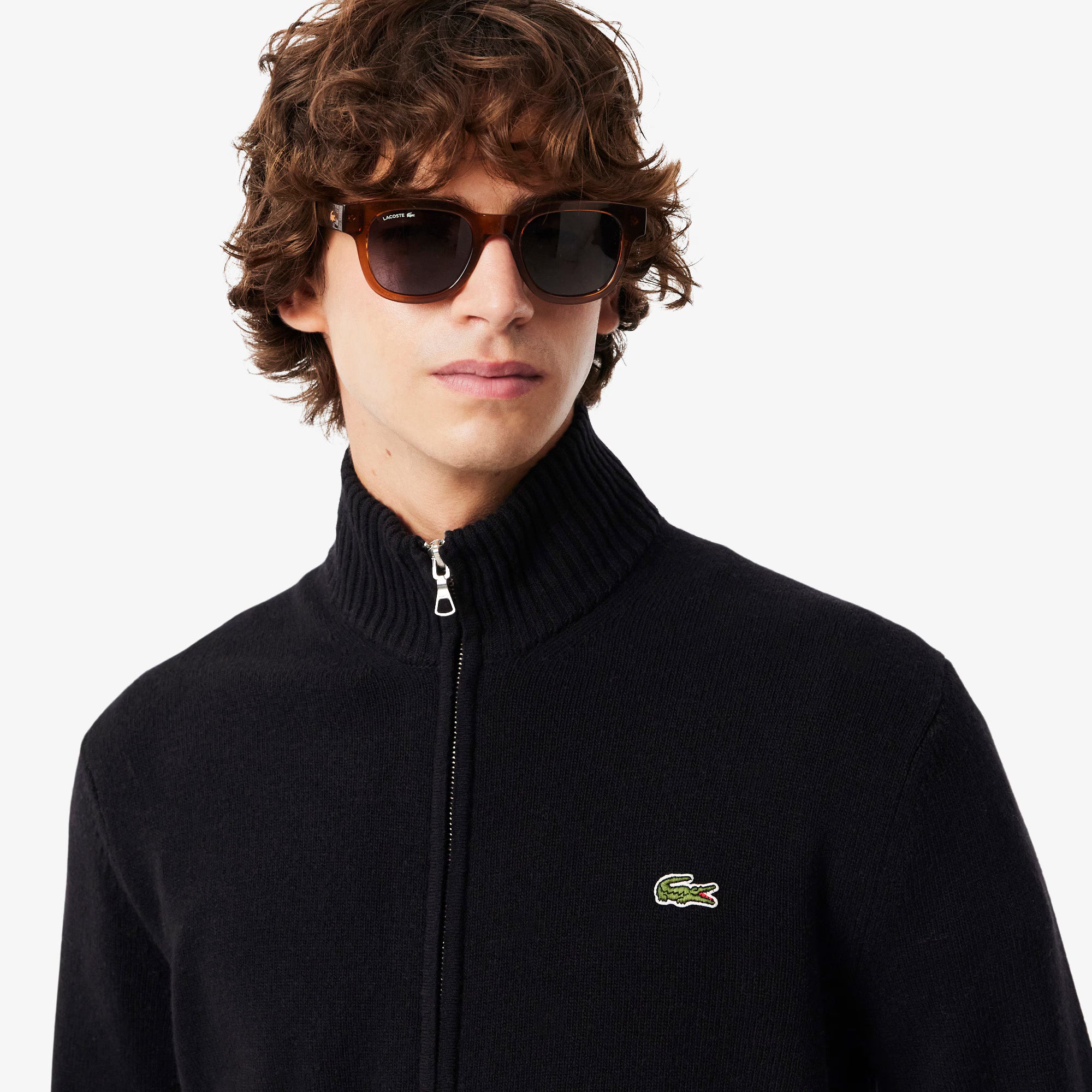 https://admin.shopify.com/store/gulieshop/products/15715067986269#:~:text=https%3A//www.gulieshop.it%20%E2%80%BA%20products%20%E2%80%BA%20lacoste%2Dcardigan%2Dcon%2Dzip%2Dah5181
