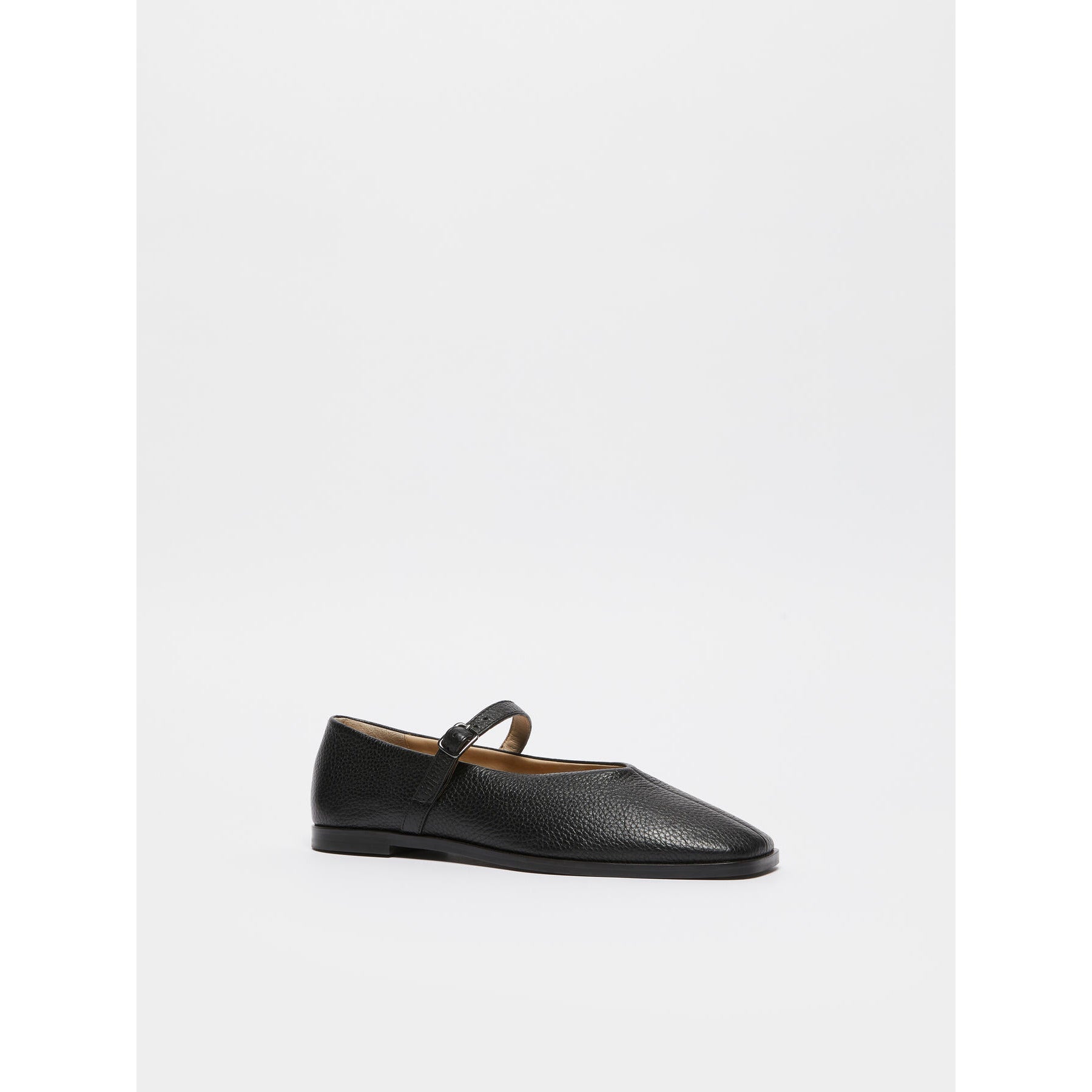 https://admin.shopify.com/store/gulieshop/products/15865941819741#:~:text=https%3A//www.gulieshop.it%20%E2%80%BA%20products%20%E2%80%BA%20maxmara%2Dmm%2Dballerina%2Din%2Dpelle%2Dmmlcippo