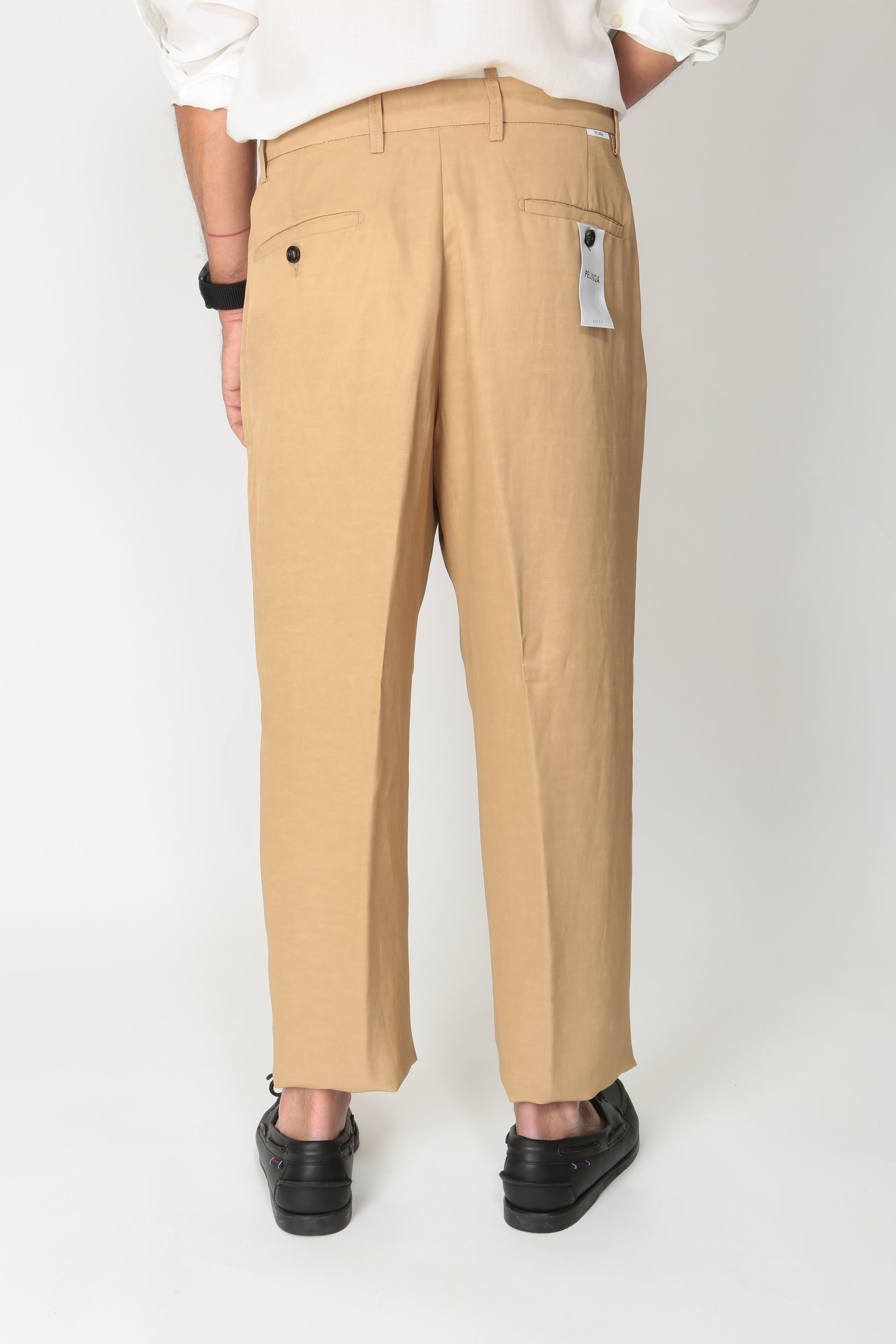 https://admin.shopify.com/store/gulieshop/products/15359948718429#:~:text=https%3A//www.gulieshop.it%20%E2%80%BA%20products%20%E2%80%BA%20pelinga%2Dpantalone%2Dcon%2Dpinces%2Dchimera%2D2619qp