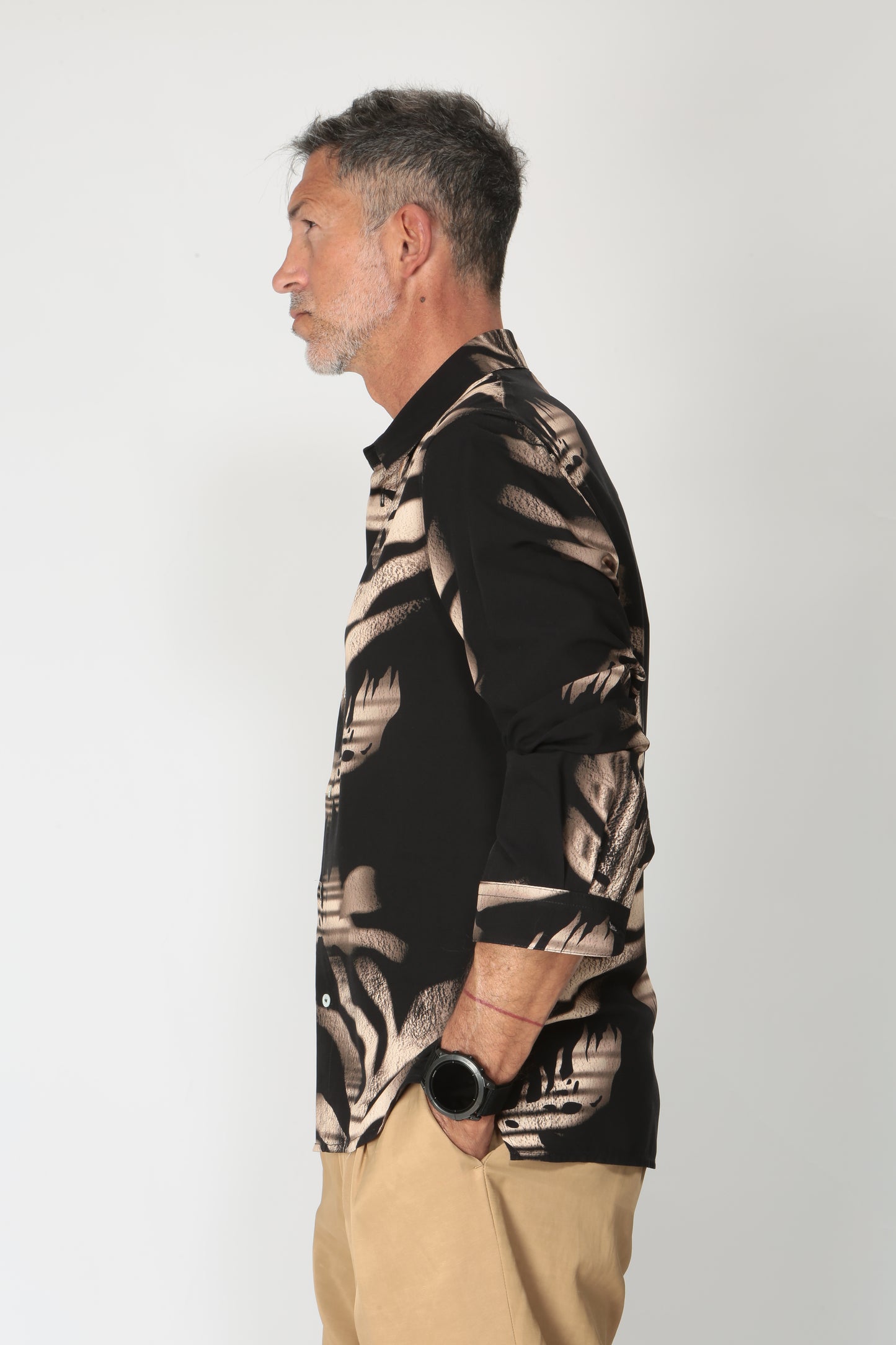 https://admin.shopify.com/store/gulieshop/products/15359949177181#:~:text=https%3A//www.gulieshop.it%20%E2%80%BA%20products%20%E2%80%BA%20pelinga%2Dcamicia%2Din%2Dfantasia%2Dzumba%2D3152
