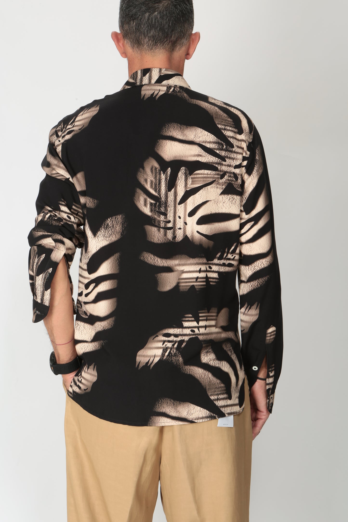 https://admin.shopify.com/store/gulieshop/products/15359949177181#:~:text=https%3A//www.gulieshop.it%20%E2%80%BA%20products%20%E2%80%BA%20pelinga%2Dcamicia%2Din%2Dfantasia%2Dzumba%2D3152